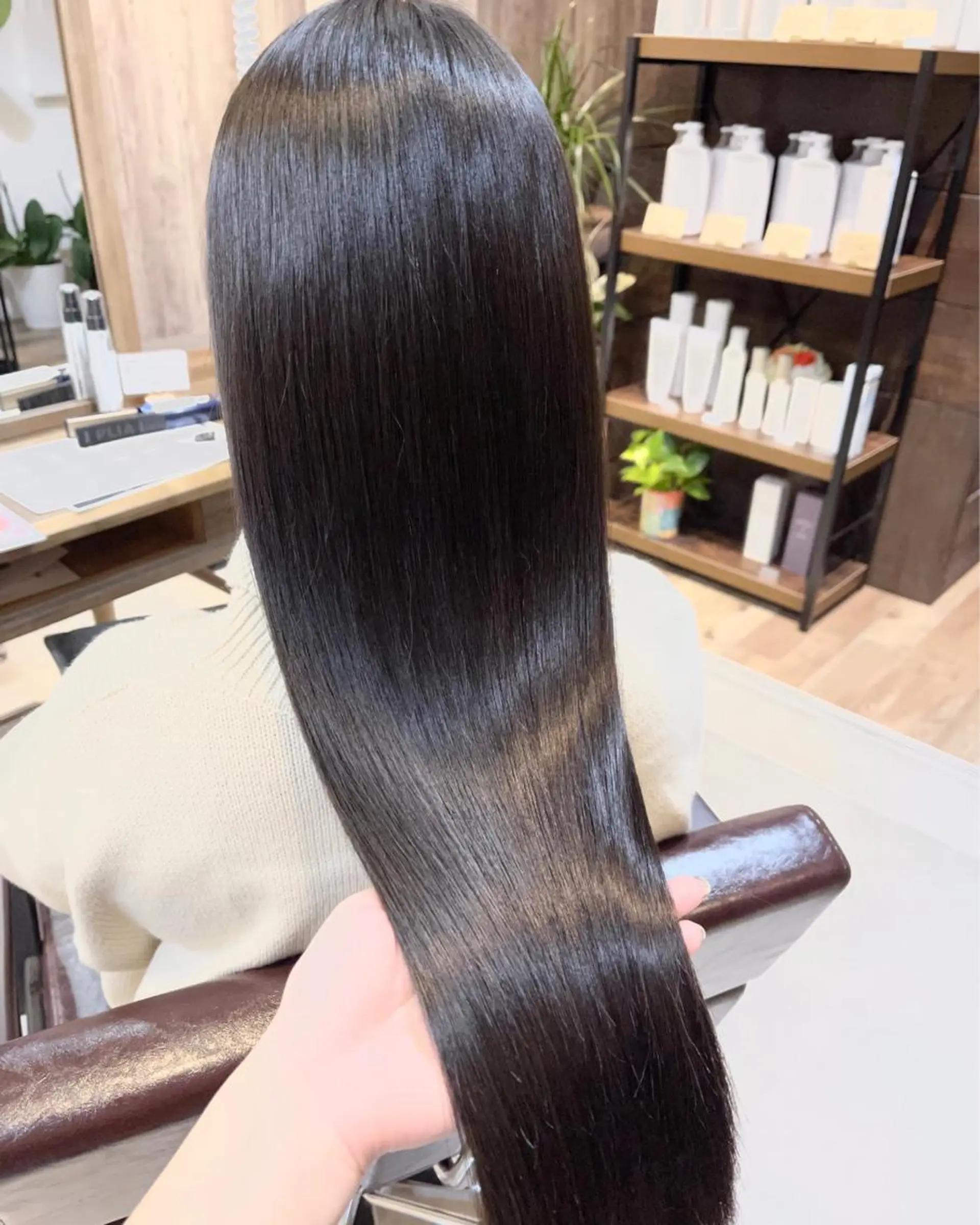 ロング カラー アディクシーカラー トリートメント 髪質改善で 憧れの潤艶美髪にのヘアスタイル