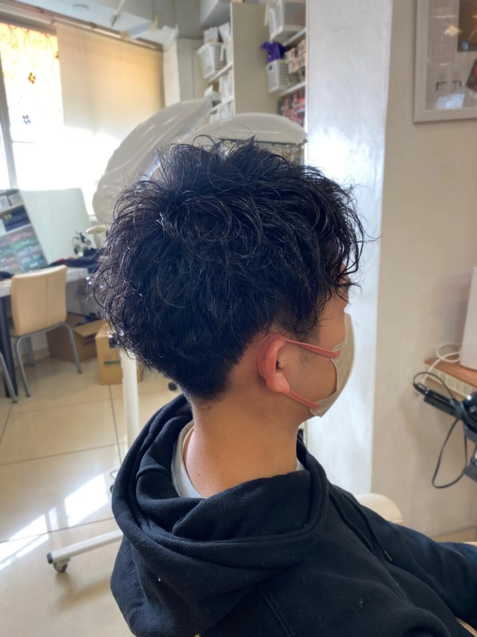 ショート パーマ メンズ カット パーマ 具志 真理子のヘアスタイル