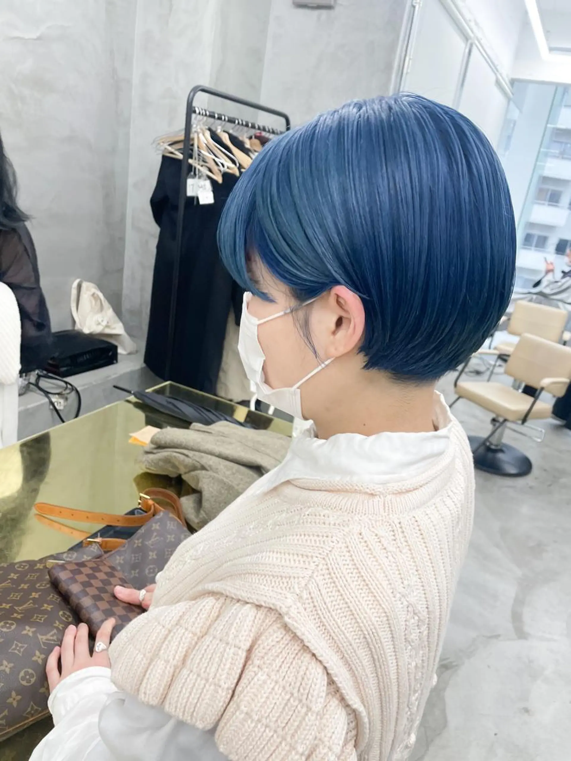 ミディアム カラー カット ヘアカラー トリートメント 似合わせ｜レイヤー 🪩yurikaのヘアスタイル