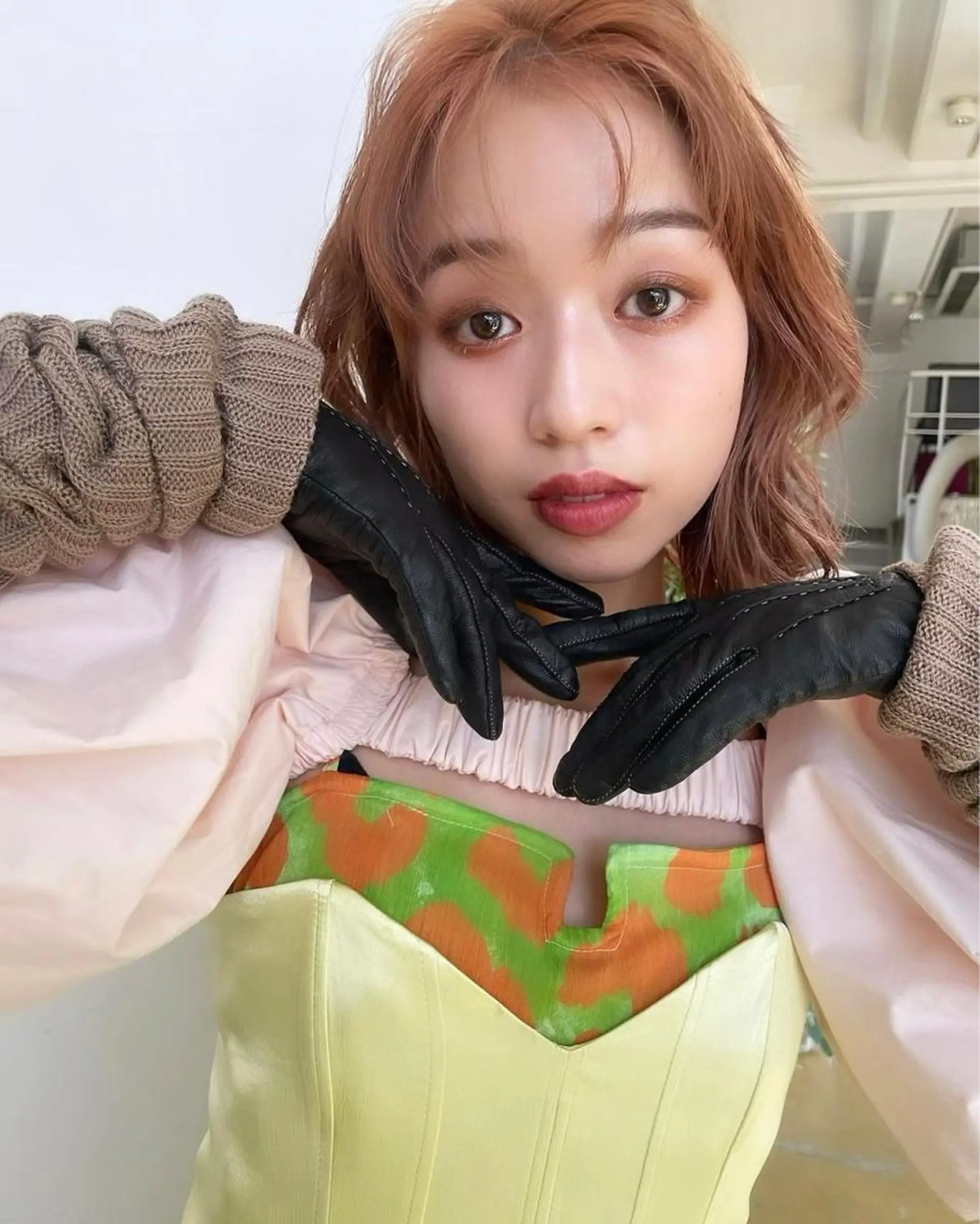 ミディアム カラー 河西 彩香/ブリーチカラーのヘアスタイル