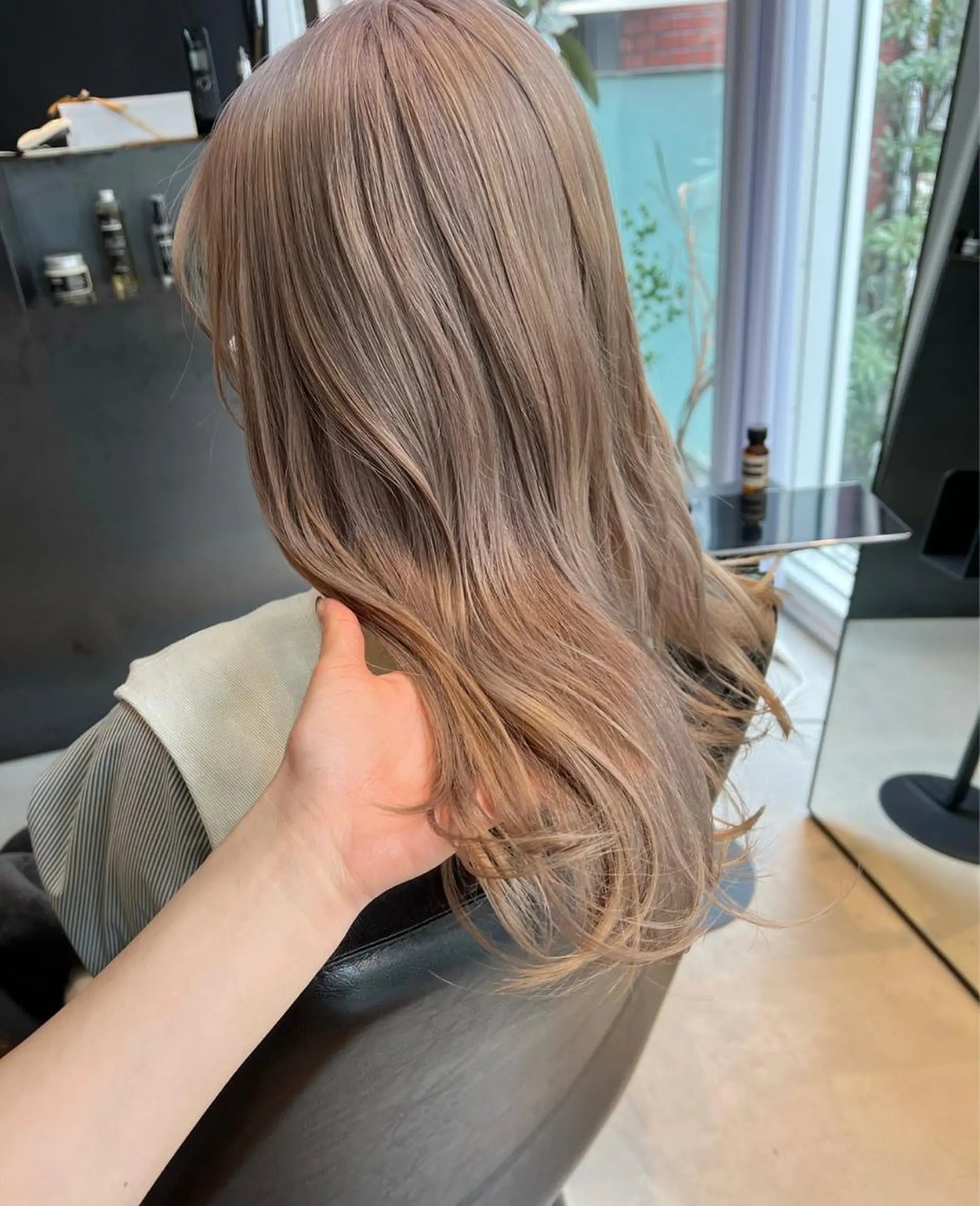 セミロング カラー カット ヘアカラー トリートメント トレンドと似合わせ/ マンツーマン/西上楓のヘアスタイル