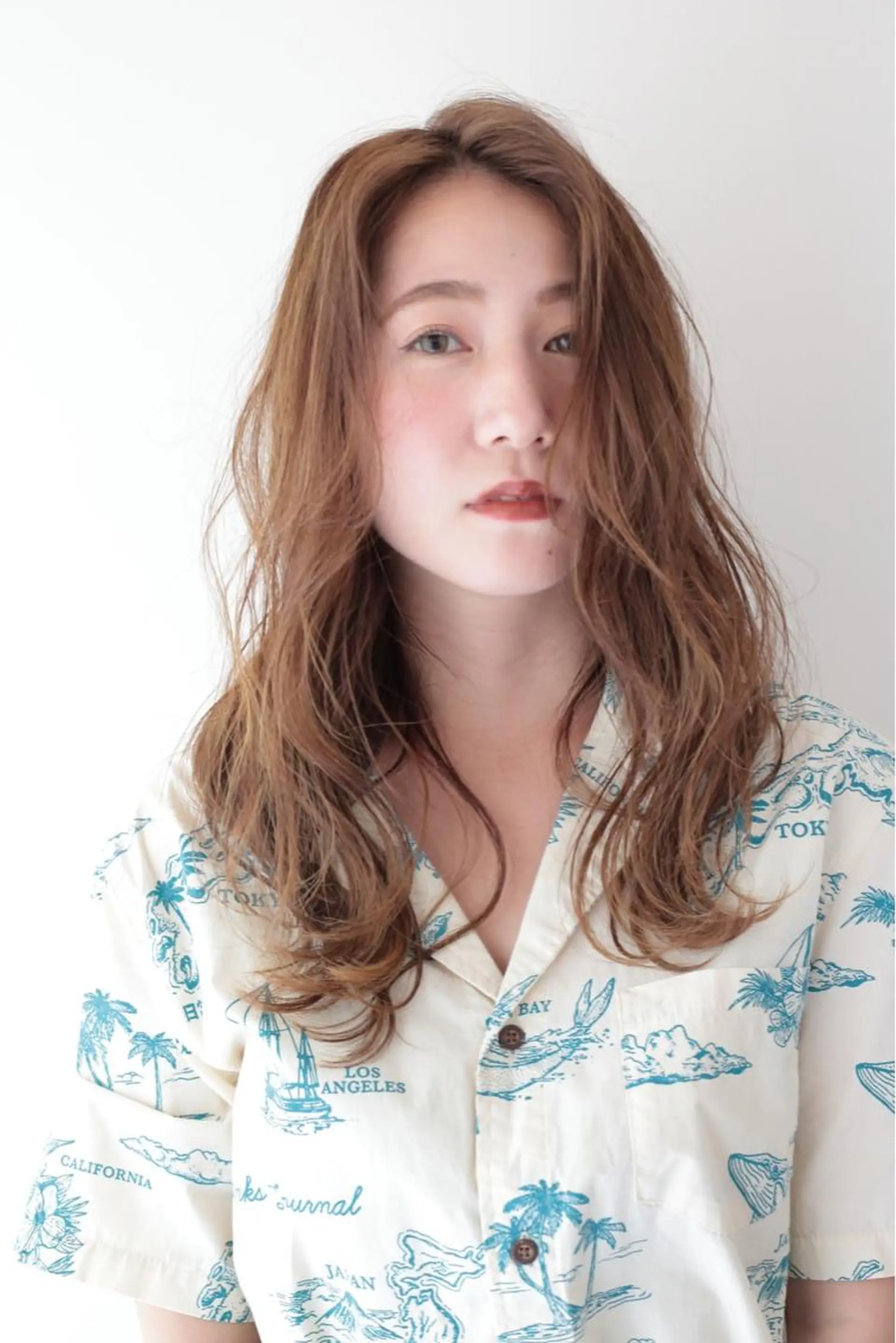 ロング ハイライト ショート/縮毛矯正 紺野紘三のヘアスタイル