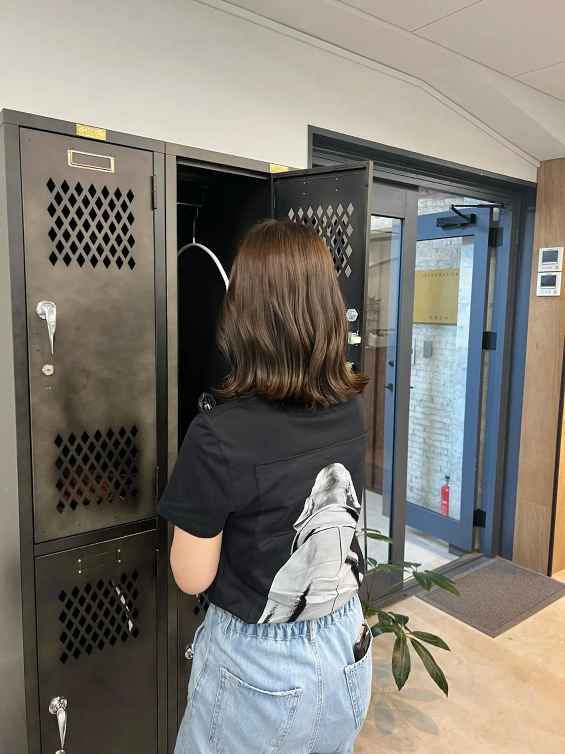 ミディアム INORI @de2poのヘアスタイル