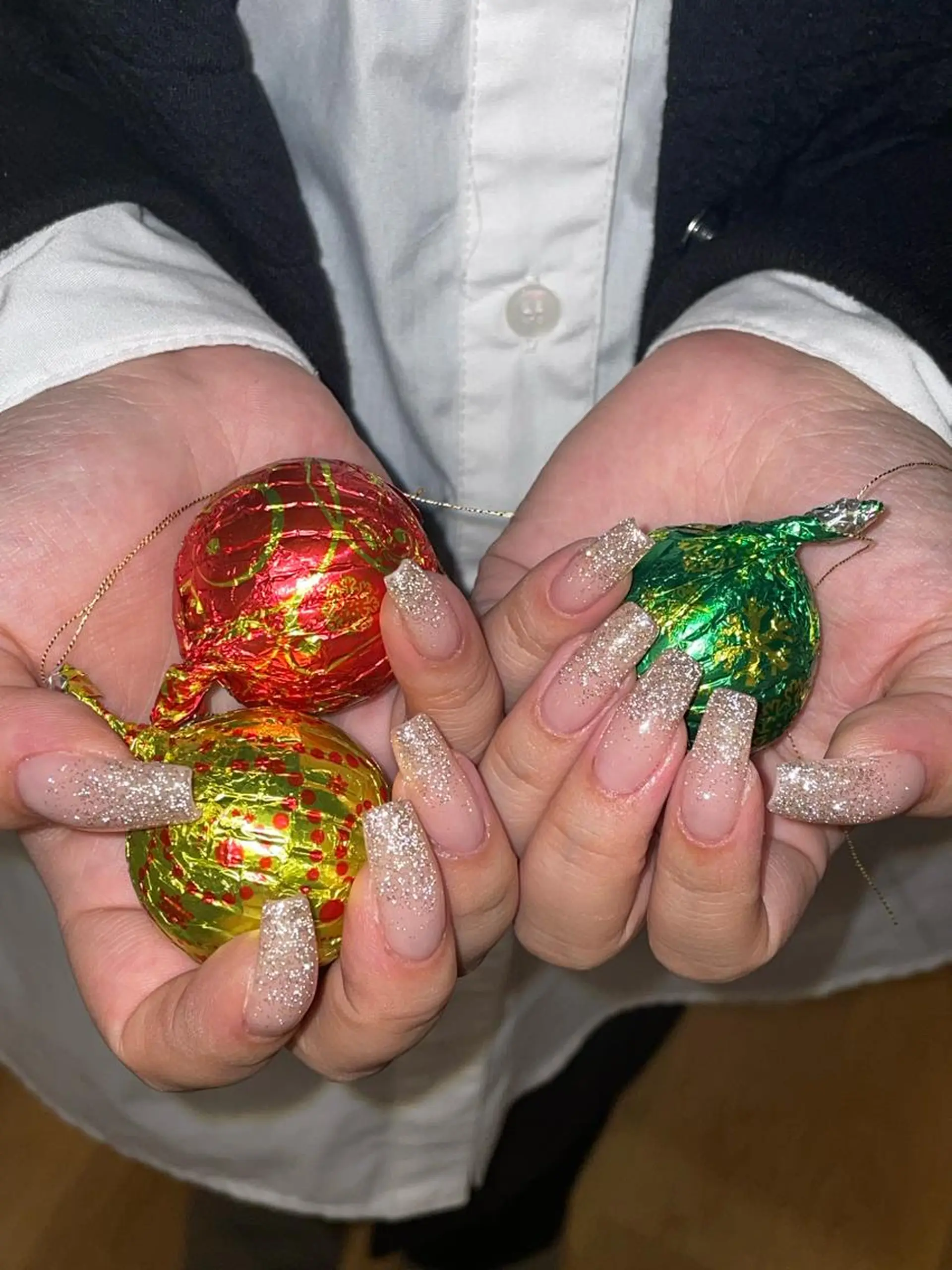 ネイル フラッシュネイル グラデーション ラメ(グリッター) ラメグラデーション akira .のネイルデザイン