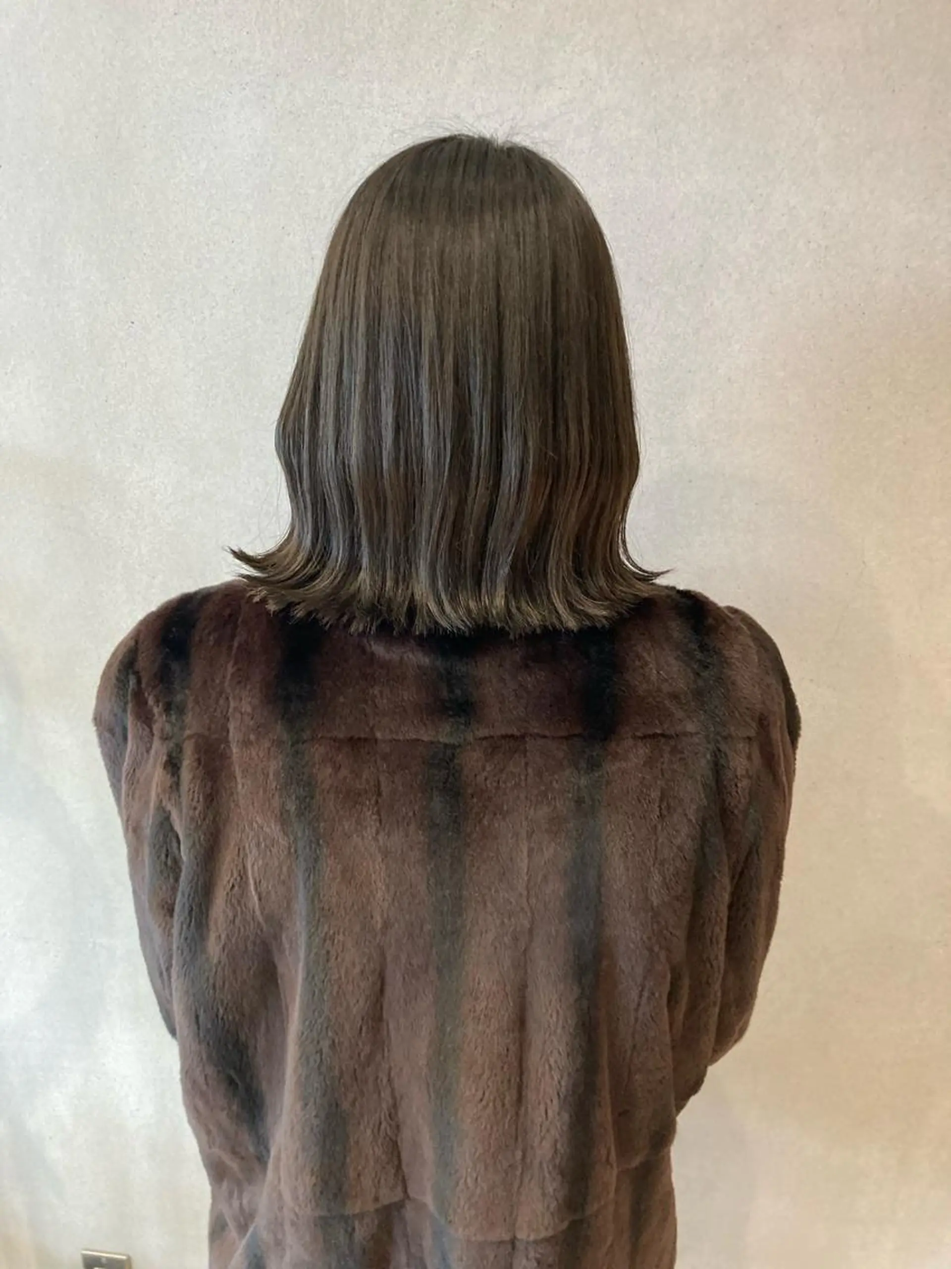 ミディアム カット ヘアカラー トリートメント ボブ/透明感カラー /坂口恵梨子のヘアスタイル