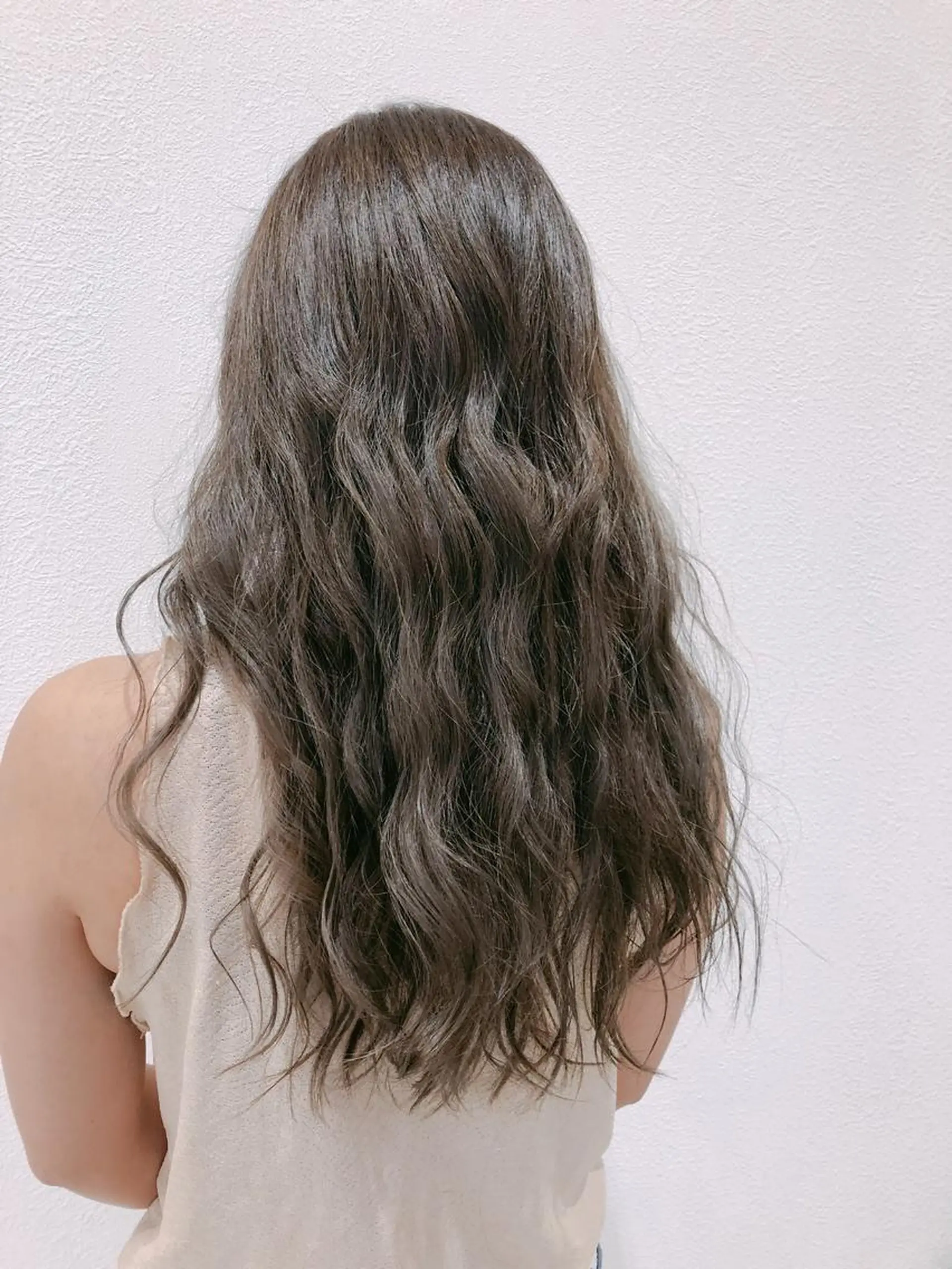 ロング 岸 保奈美のヘアスタイル