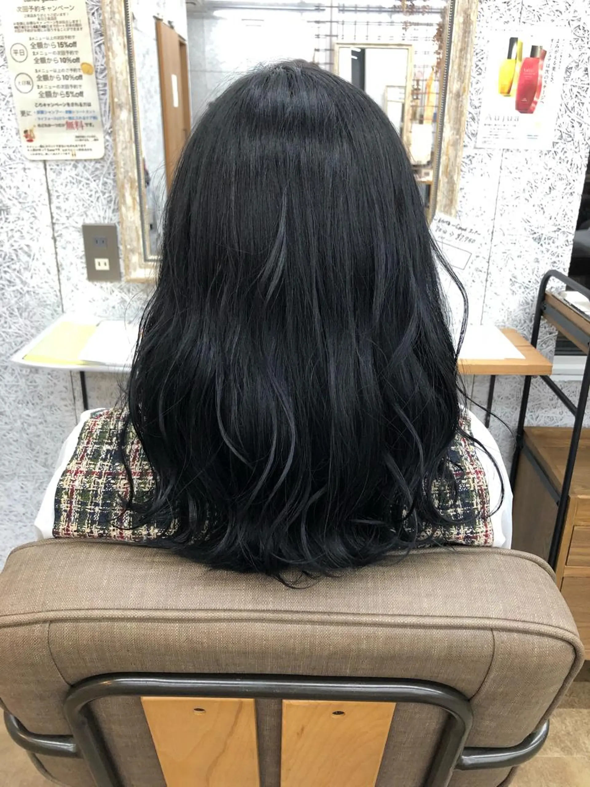 ロング カラー 黒髪 ブルーカラー ブルーブラック カノエ 松江学園店のヘアスタイル