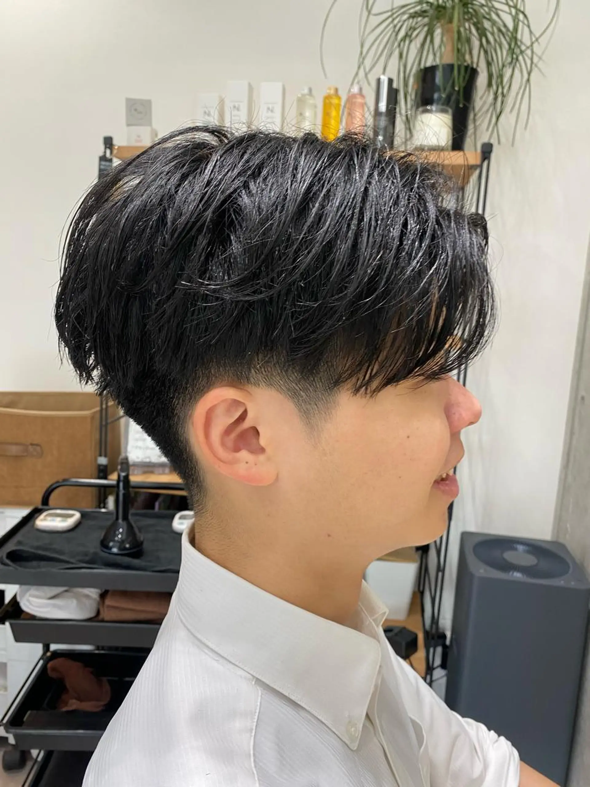 ミディアム メンズ カット 似合う髪型が 分からない方へのヘアスタイル