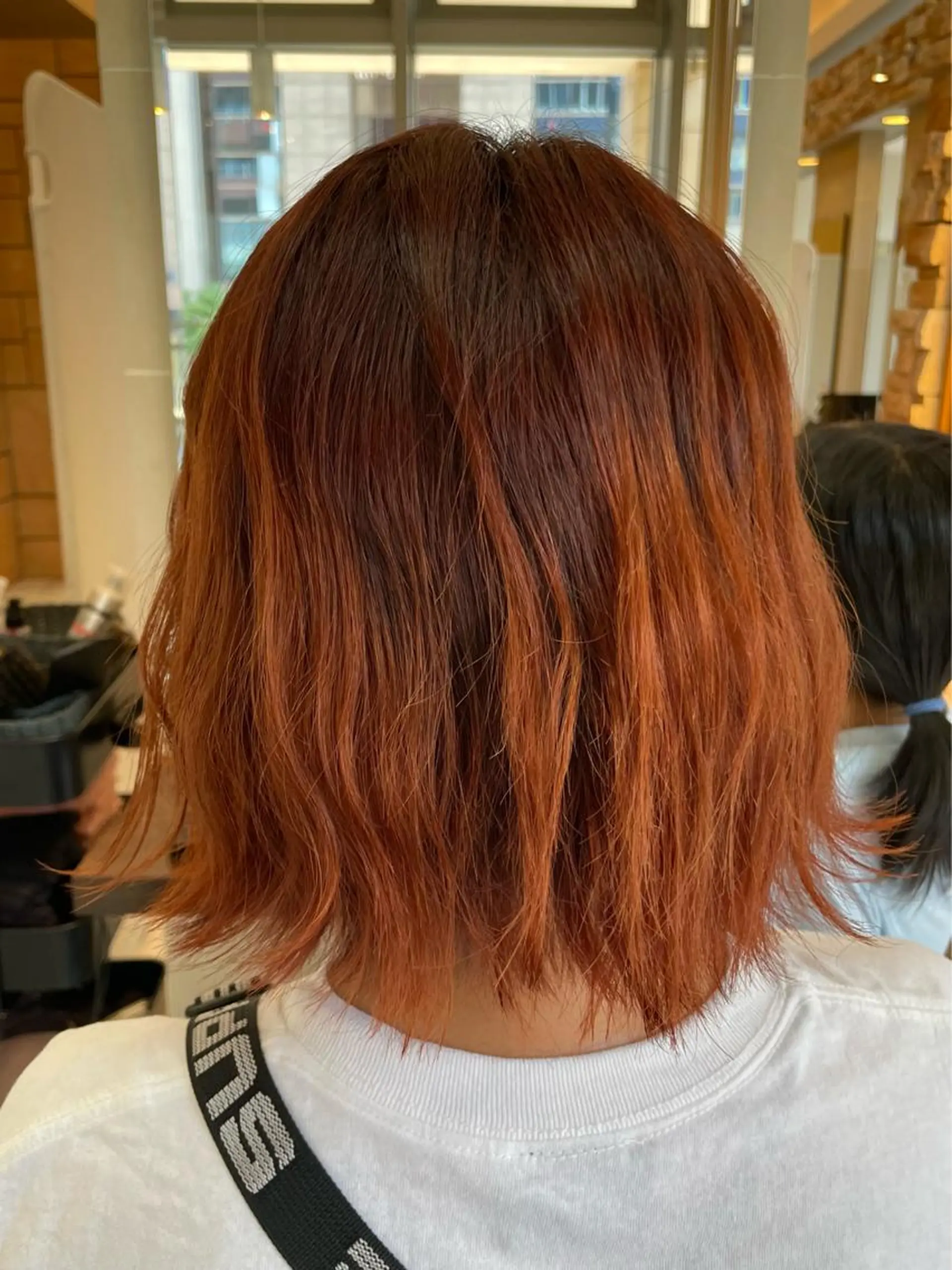 ショート カット ヘアカラー 新籾 尚哉のヘアスタイル