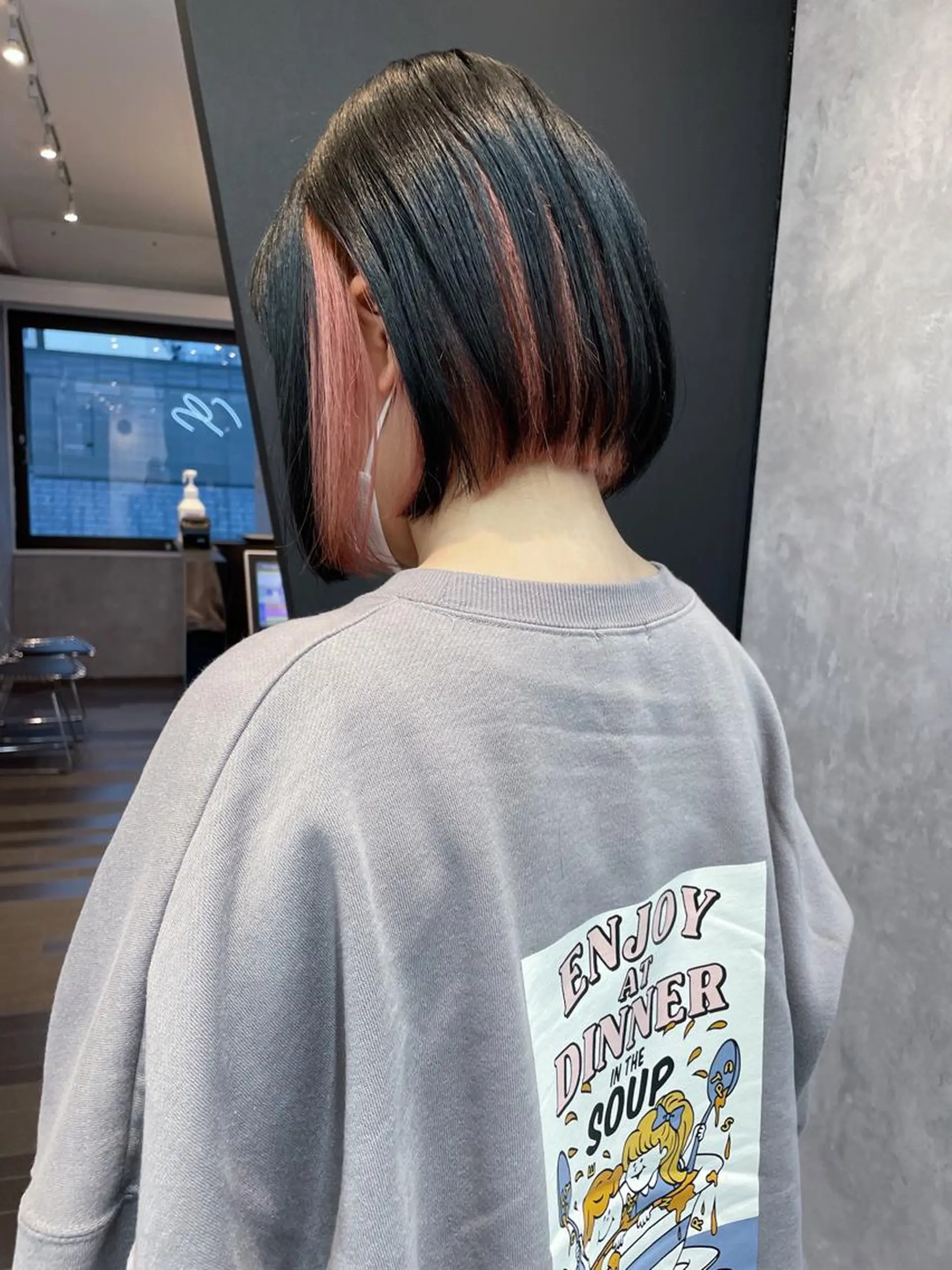 ショート カラー ブリーチ ピンクカラー ボブ カット ヘアカラー トリートメント _WHITE 天神店 YUMEKA🐻のヘアスタイル