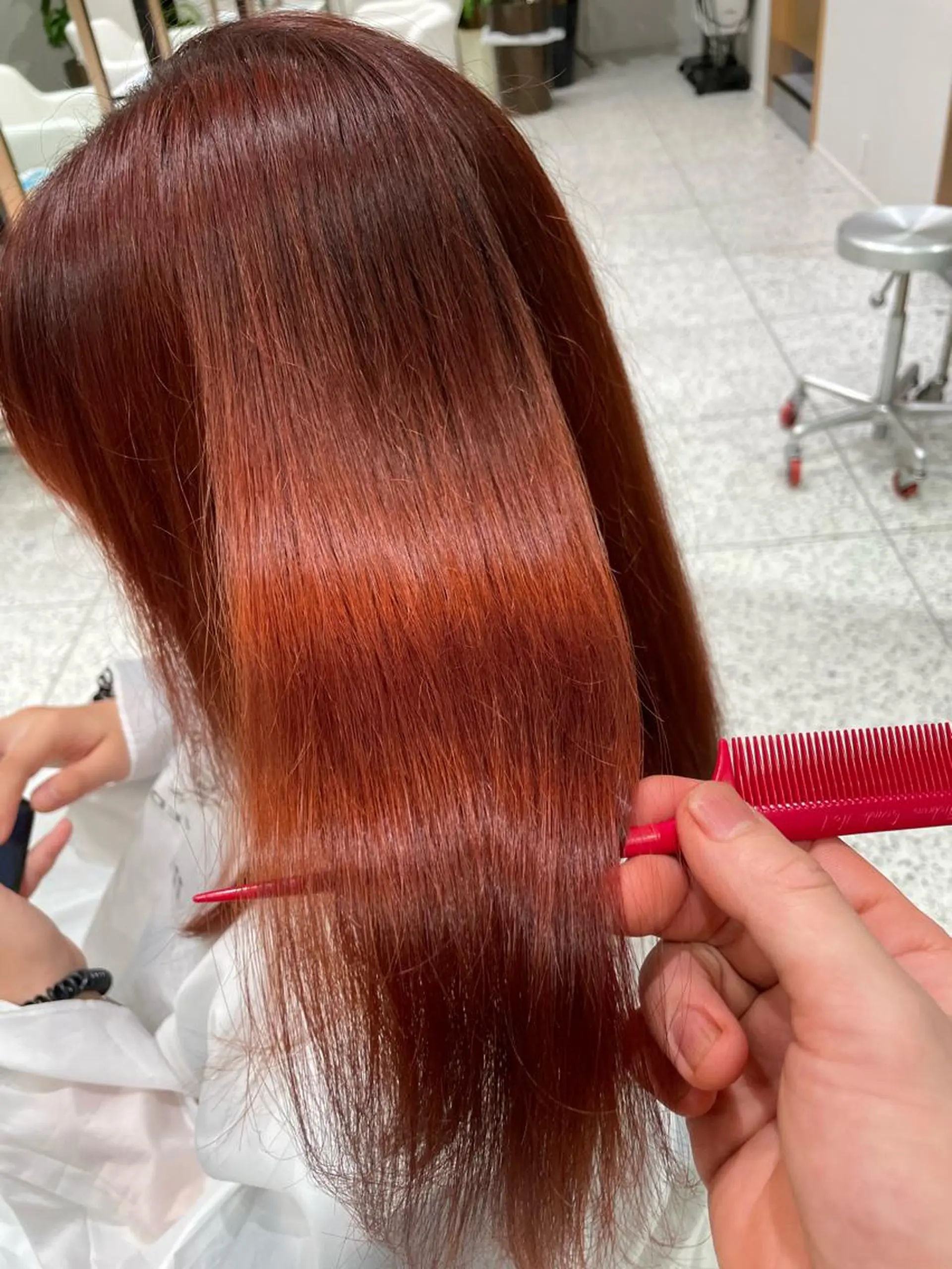 ミディアム 中西 優典のヘアスタイル