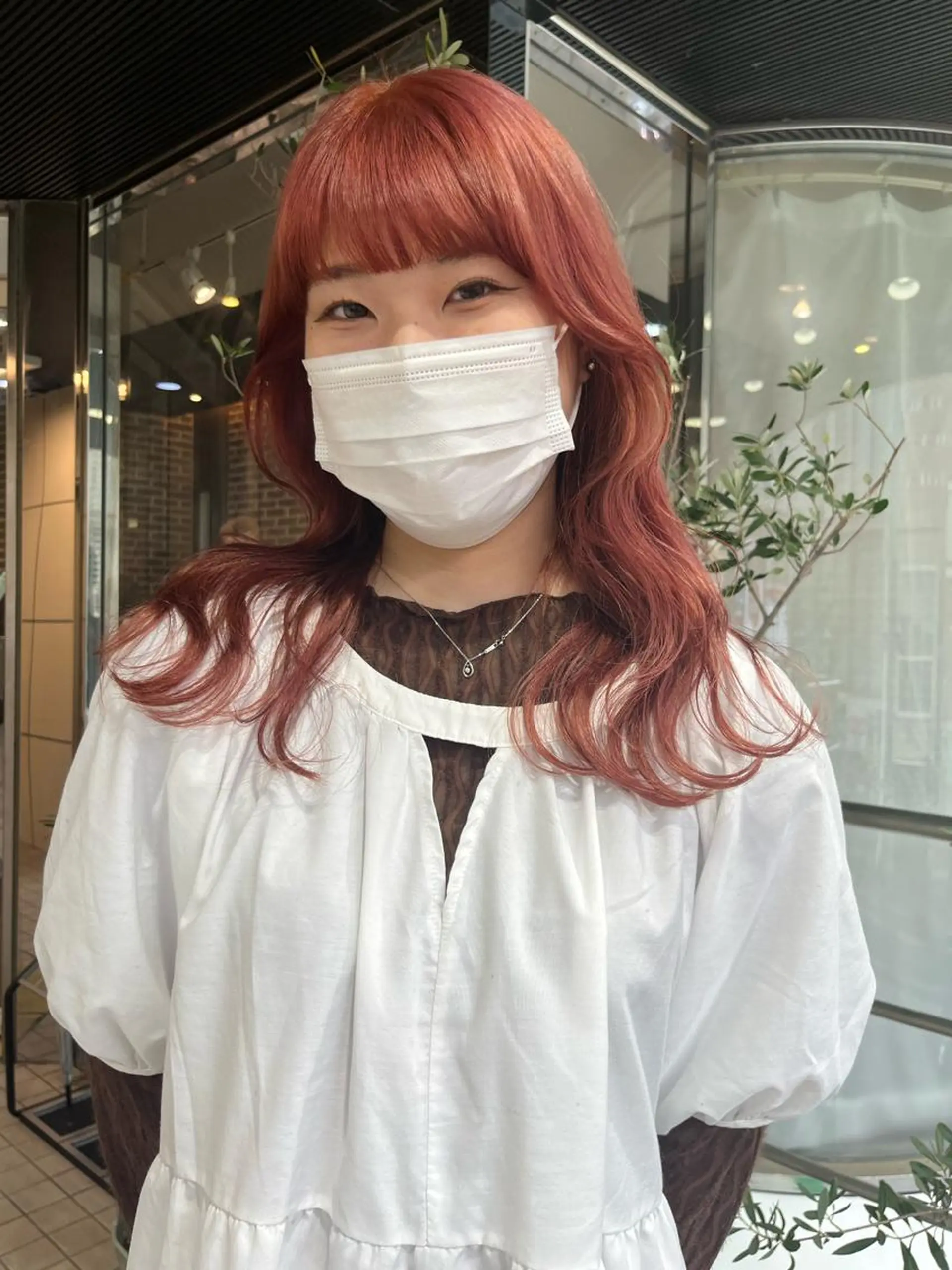 セミロング カラー ブリーチ ケアブリーチ ダブルカラー イヤリングカラー ハイトーンカラー 💖デザインカラー/ タダ ハナカ💖のヘアスタイル