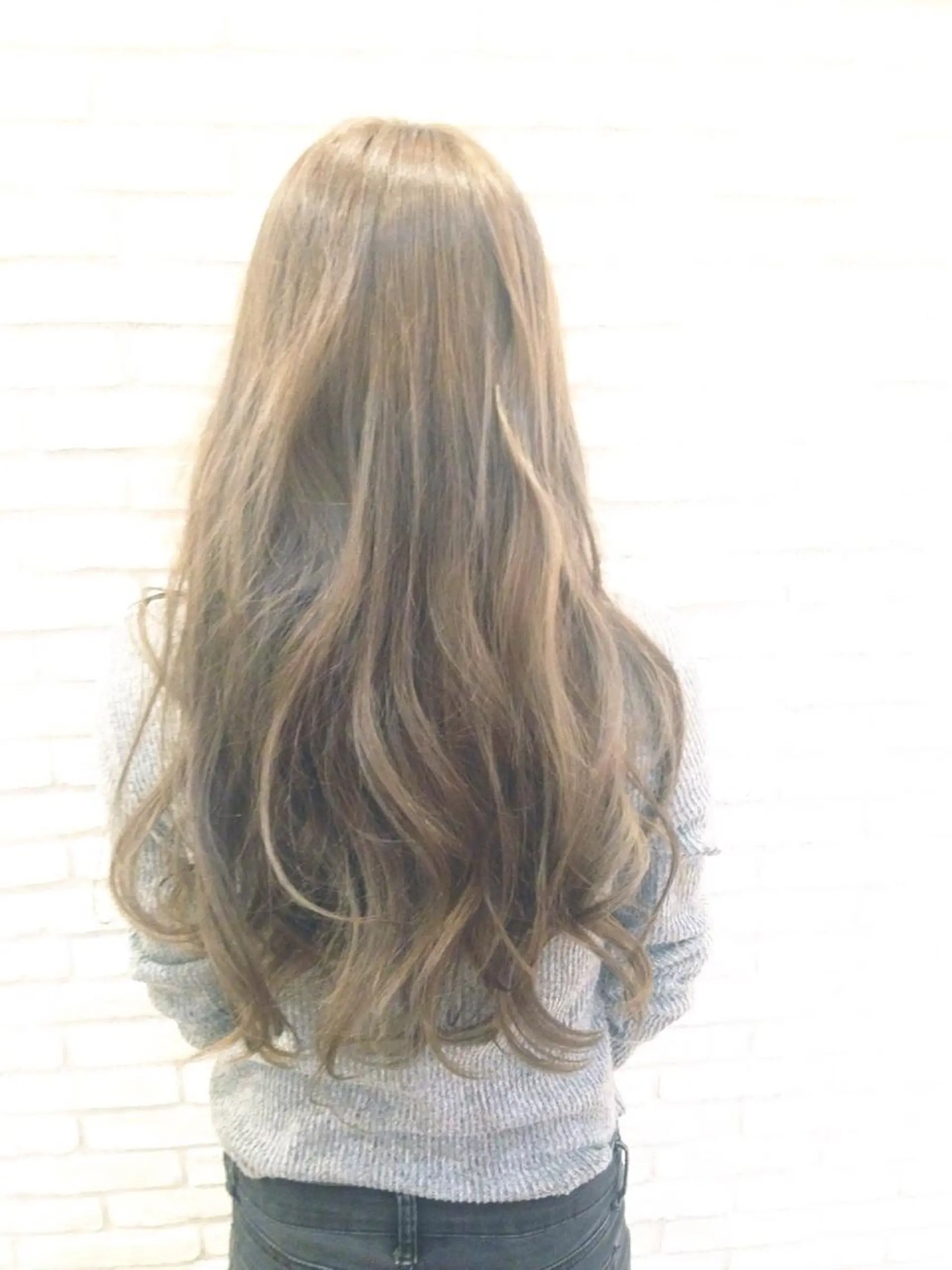 ロング カラー ベージュカラー ハイトーン×髪質改善 KENTAのヘアスタイル