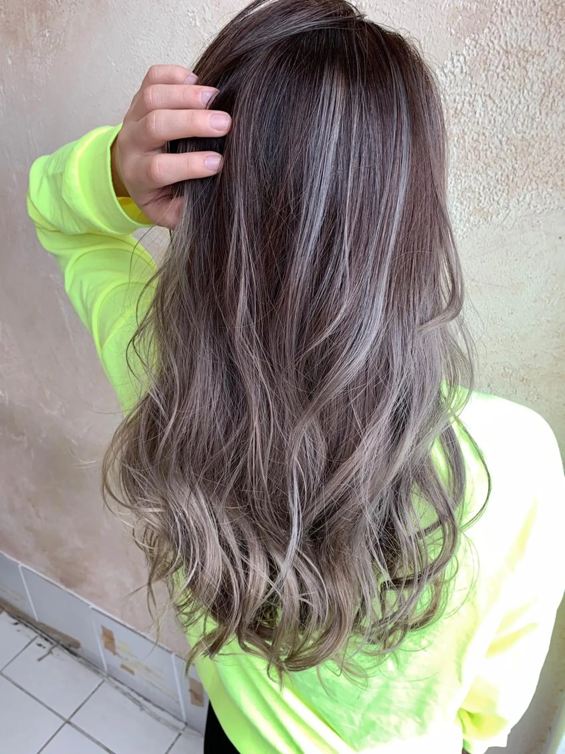 ロング カラー ヘアカラー トリートメント 水戸内原🐜 メンズ郡司裕紀のヘアスタイル