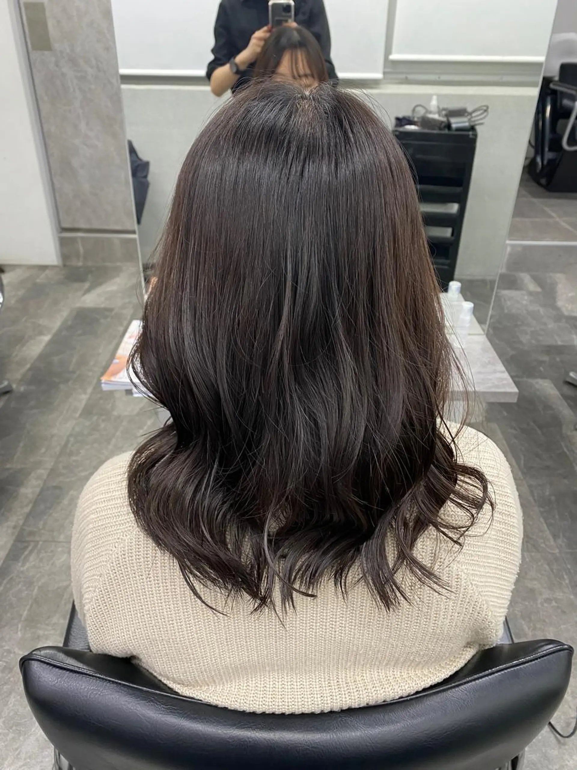 ミディアム カラー ヘアアレンジ BONIA by HEADLIGHT 大阪梅田店【ボニア バイ ヘッドライト】所属・綾/似合わせcut うめだの隠れ家サロンのヘアスタイル