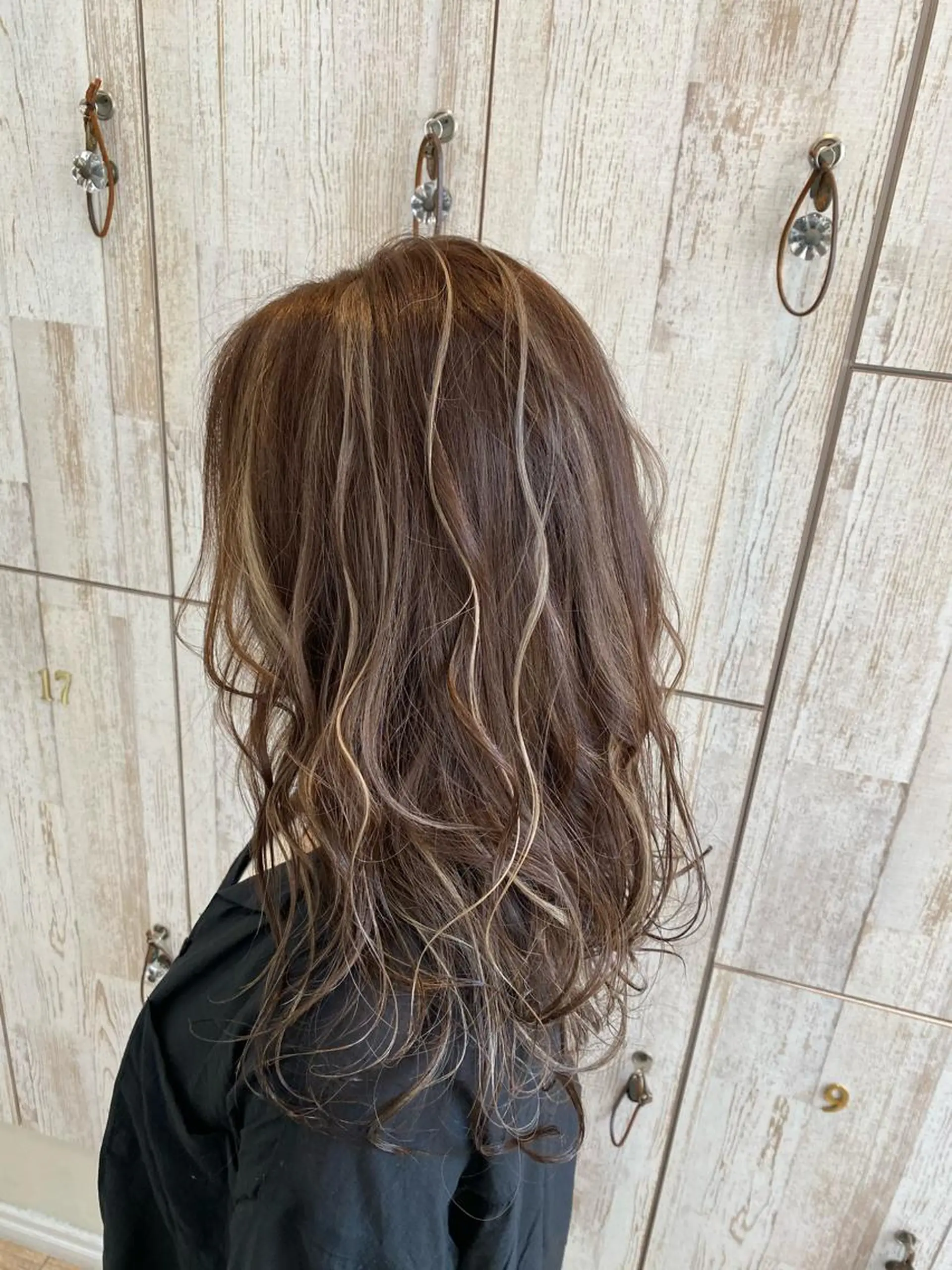 カラー SALOWIN栄所属・SALOWIN栄 高須大貴のヘアスタイル