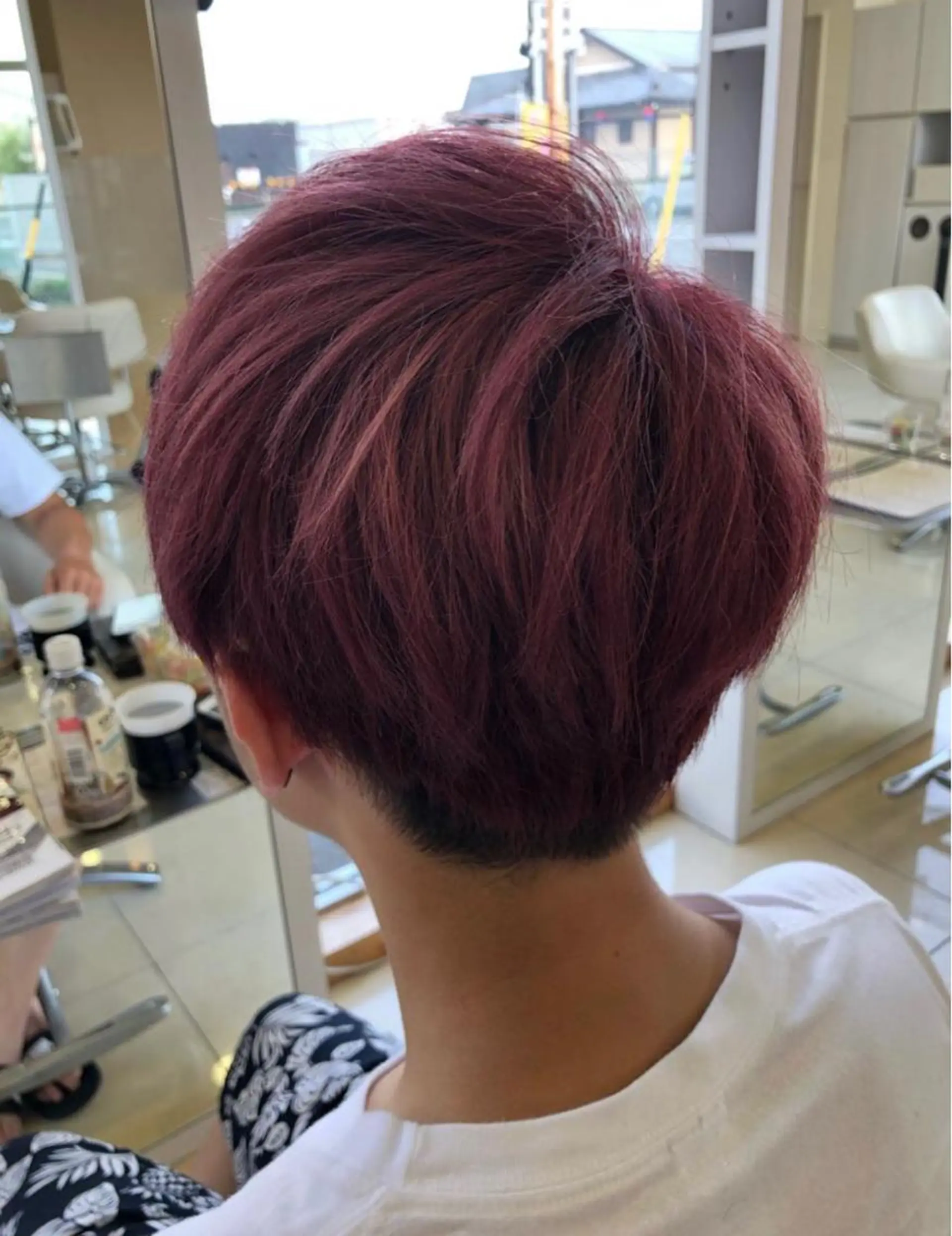 カラー SALOWIN栄 高須大貴のヘアスタイル