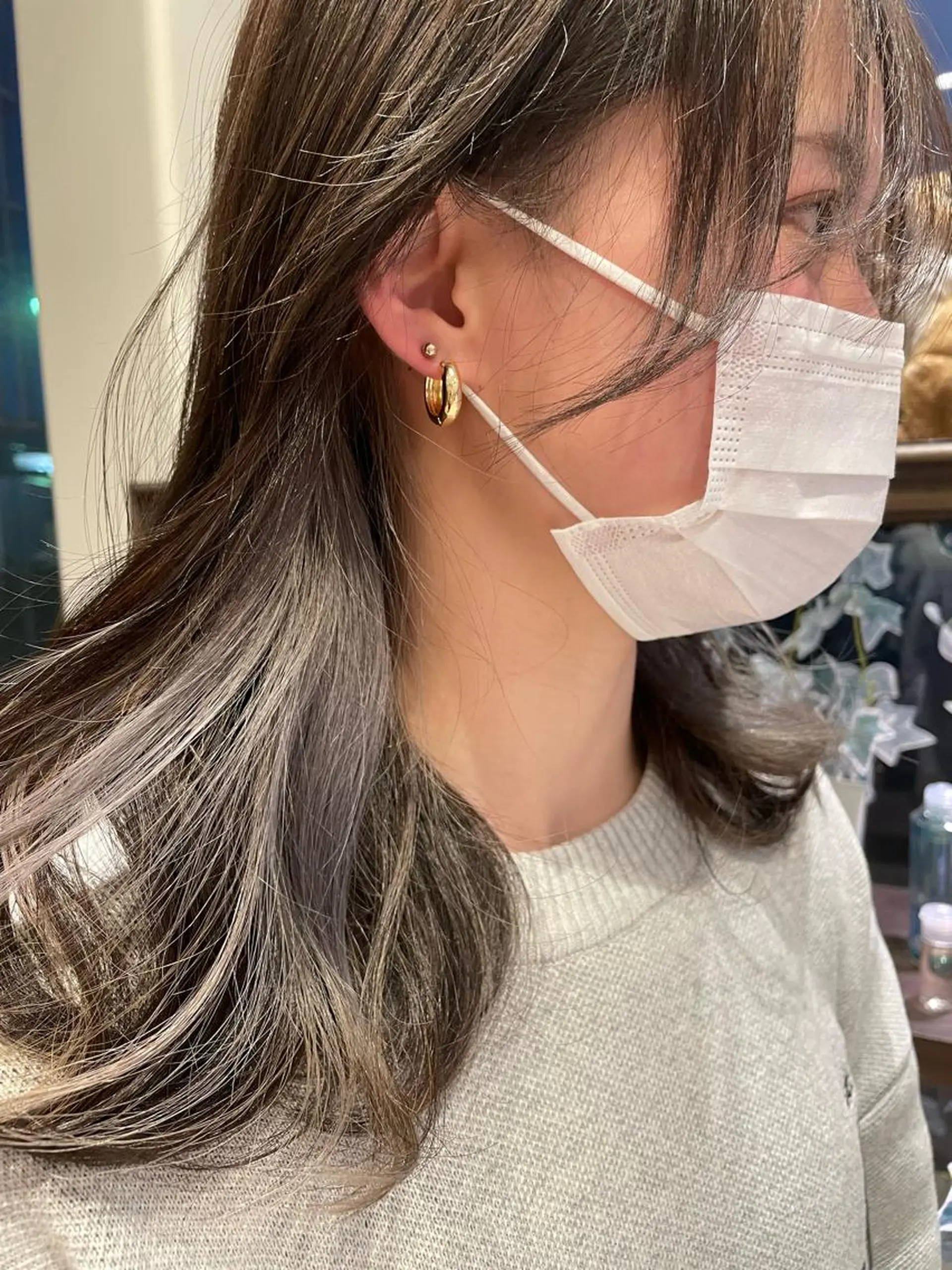 セミロング カラー 松永 果菜のヘアスタイル