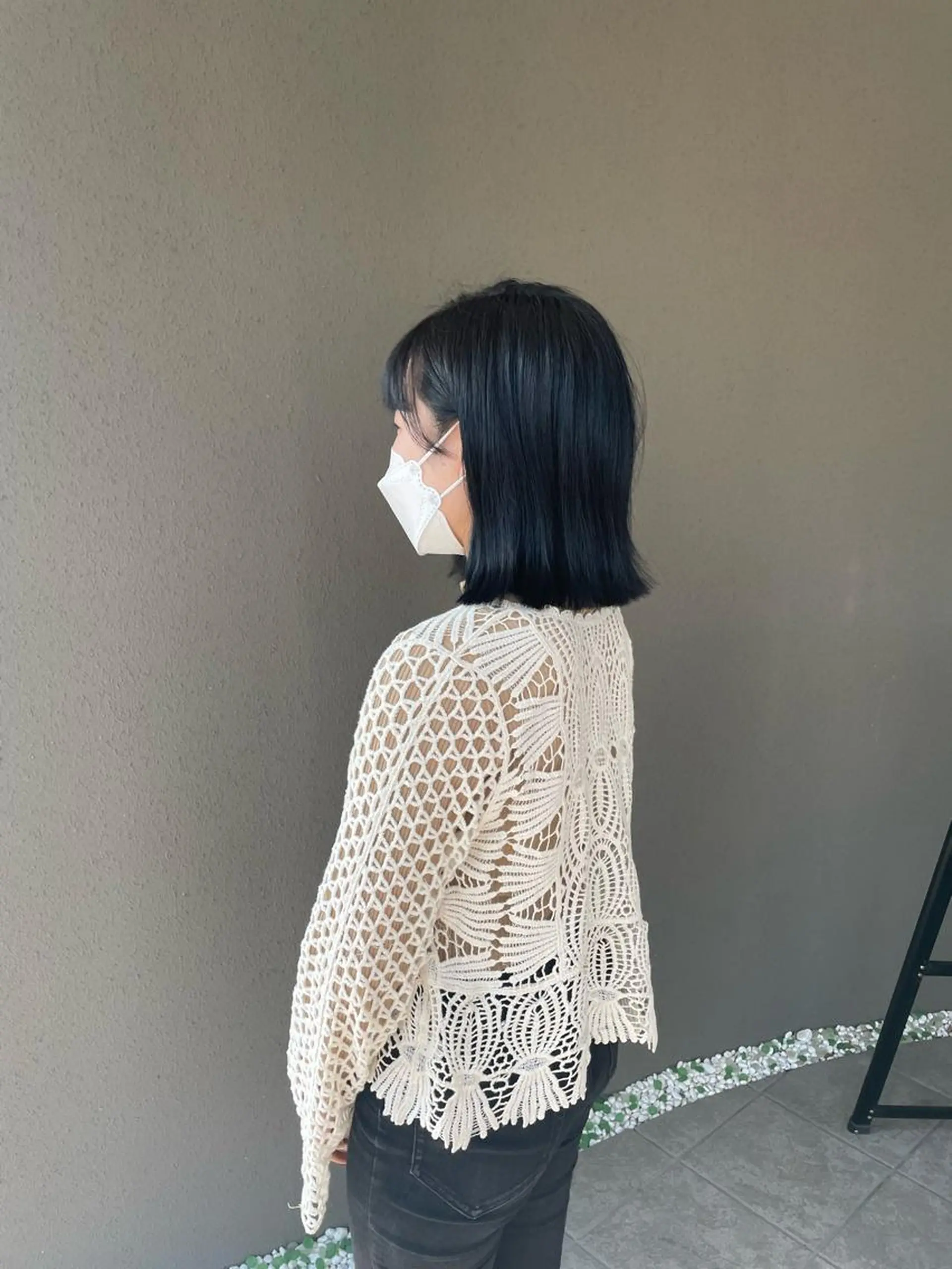 ミディアム カラー 黒髪 ブルーカラー ブルーブラック カット ヘアカラー トリートメント 山本 愛永のヘアスタイル