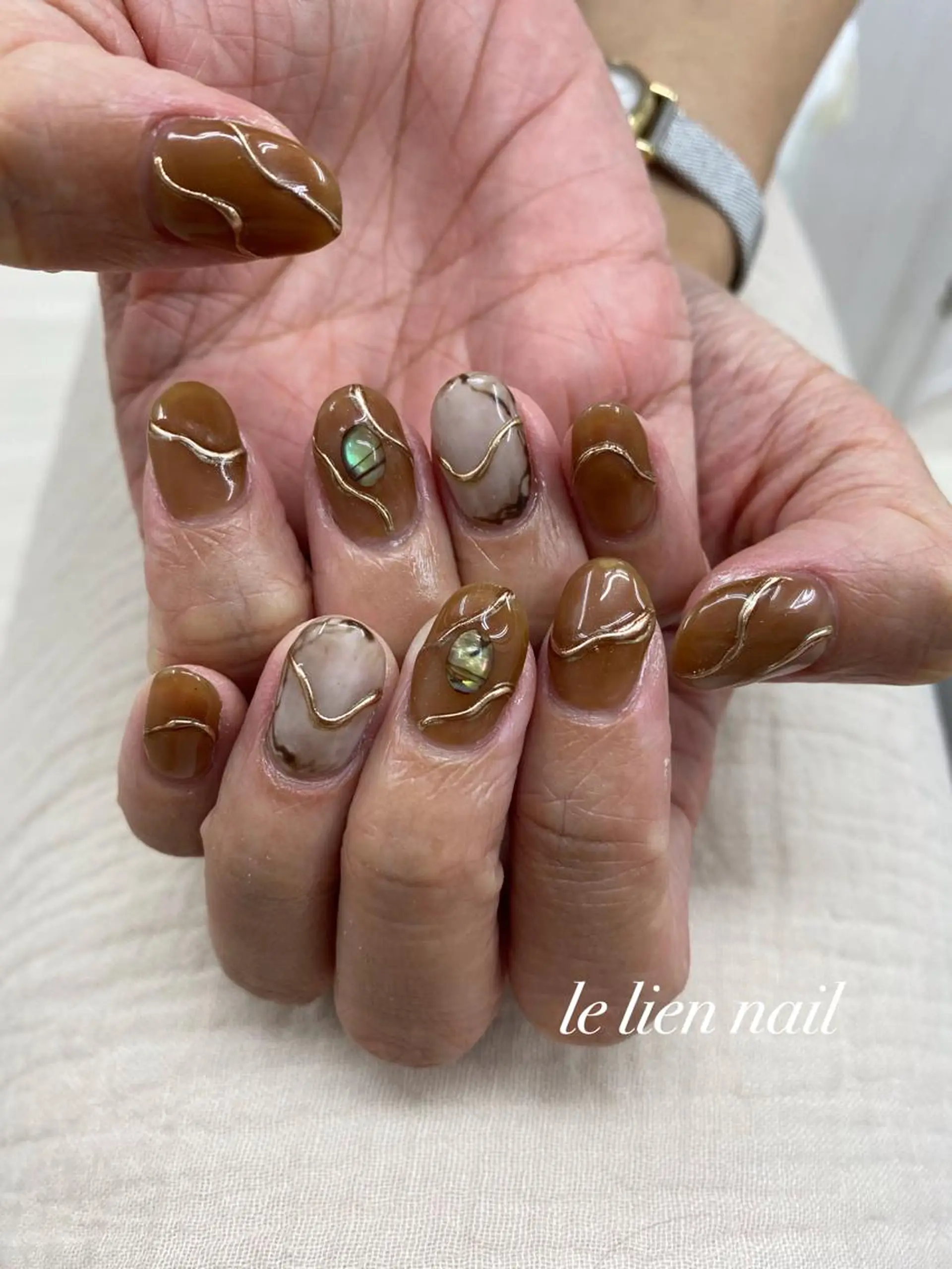 ネイル ミラーネイル ニュアンスネイル le lien nailのネイルデザイン