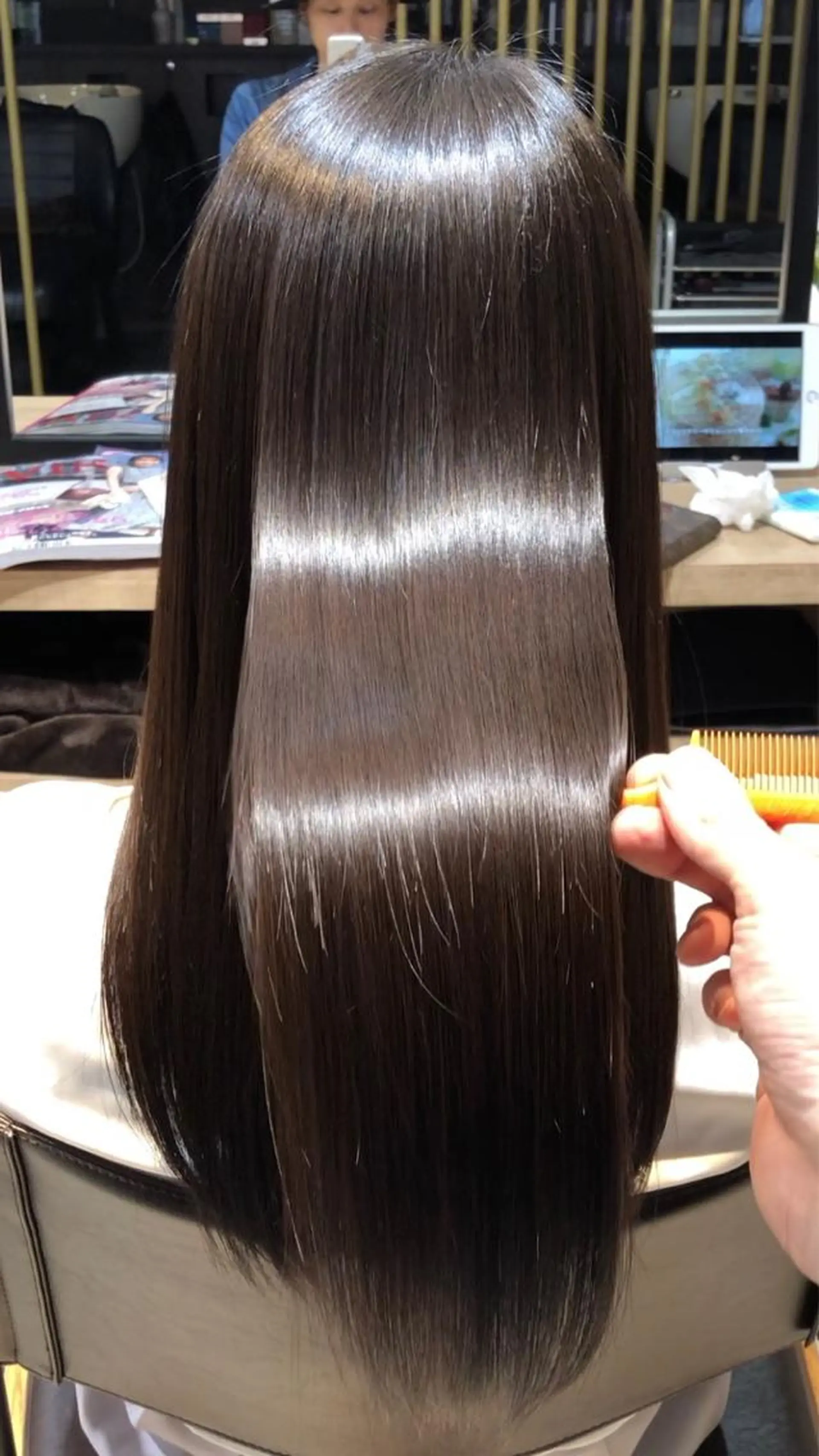 ロング ✨髪質改善　美髪✨ 縮毛　井上 大誠のヘアスタイル