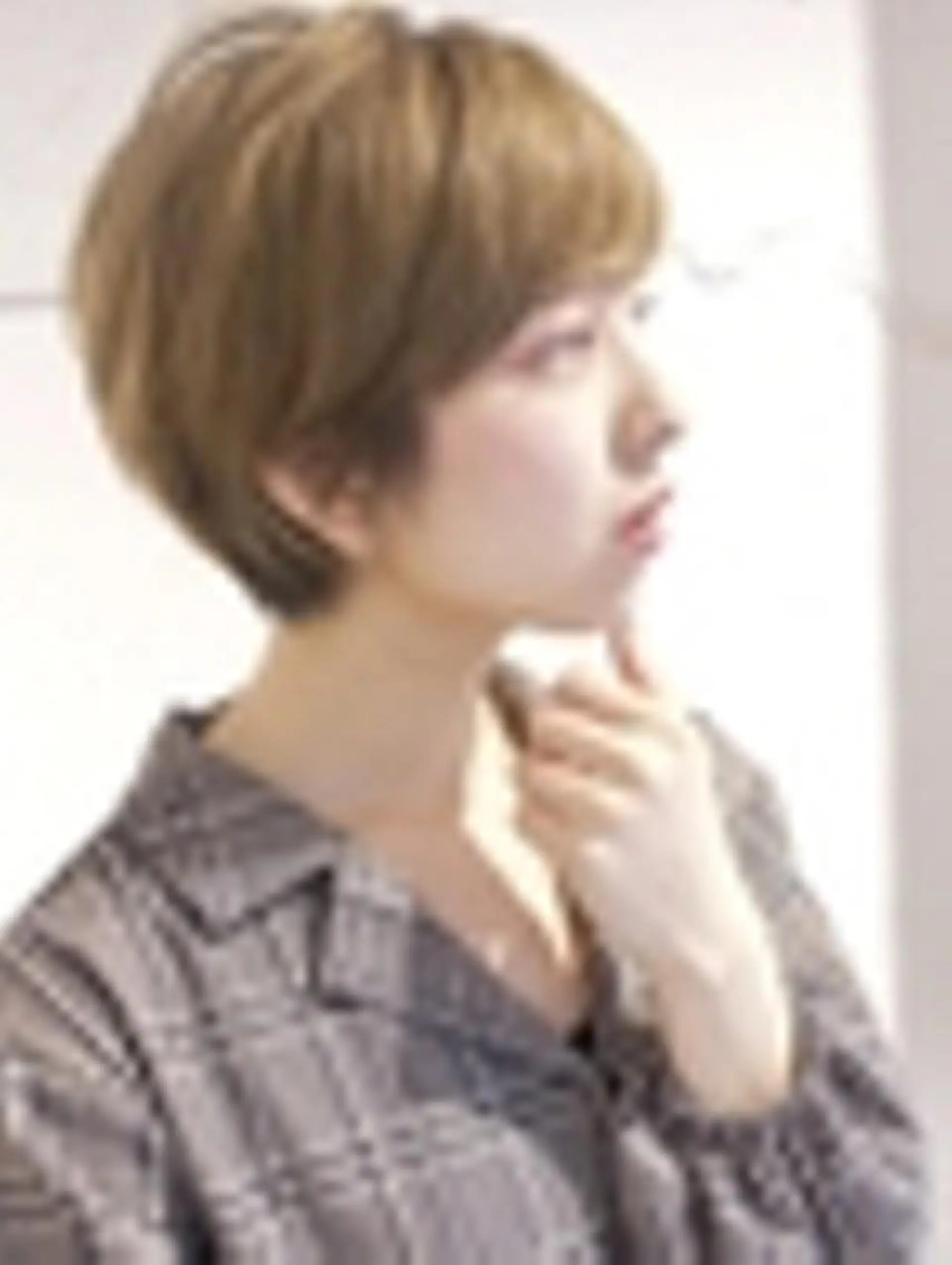 ショート カット ヘアカラー 西田 愛華のヘアスタイル