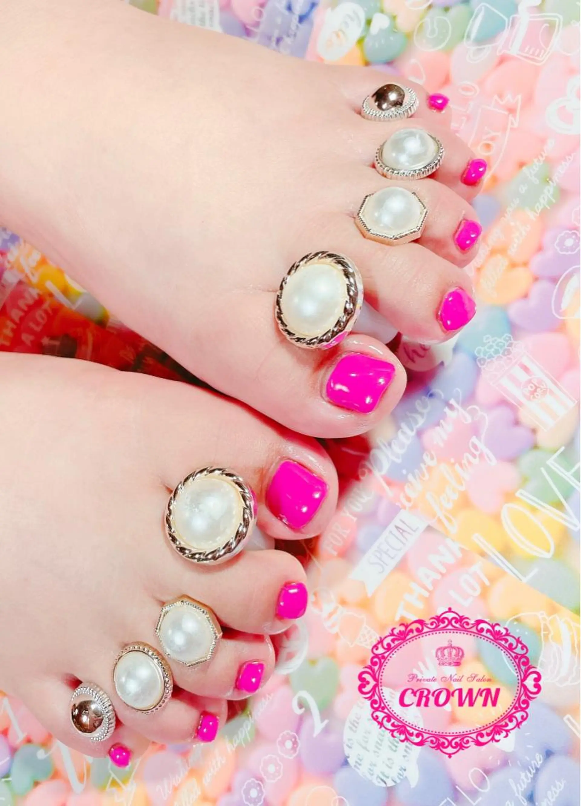 ネイル フットネイル CROWN プライベートサロンのネイルデザイン