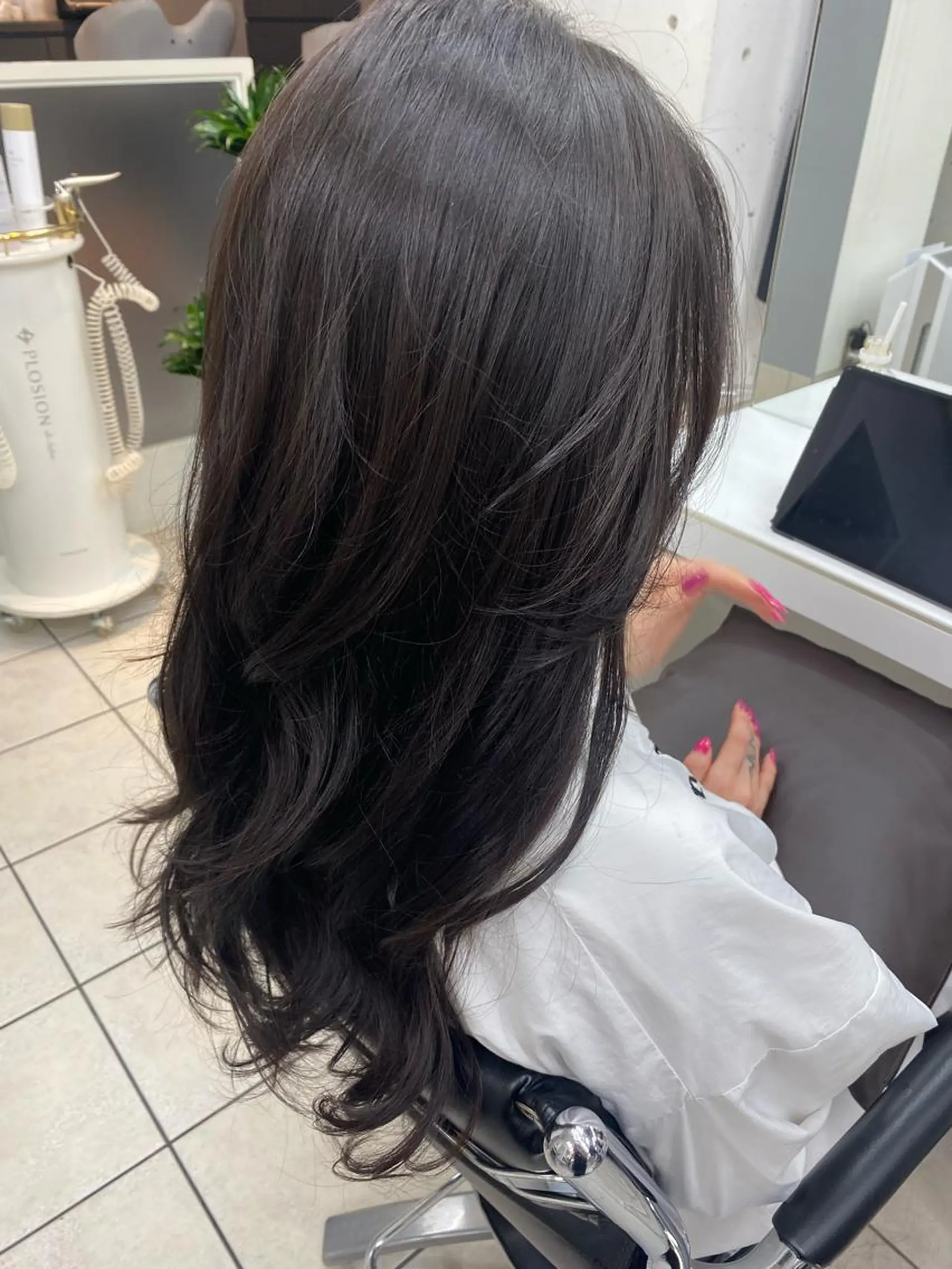 ロング カラー パーマ 星野 菜月のヘアスタイル