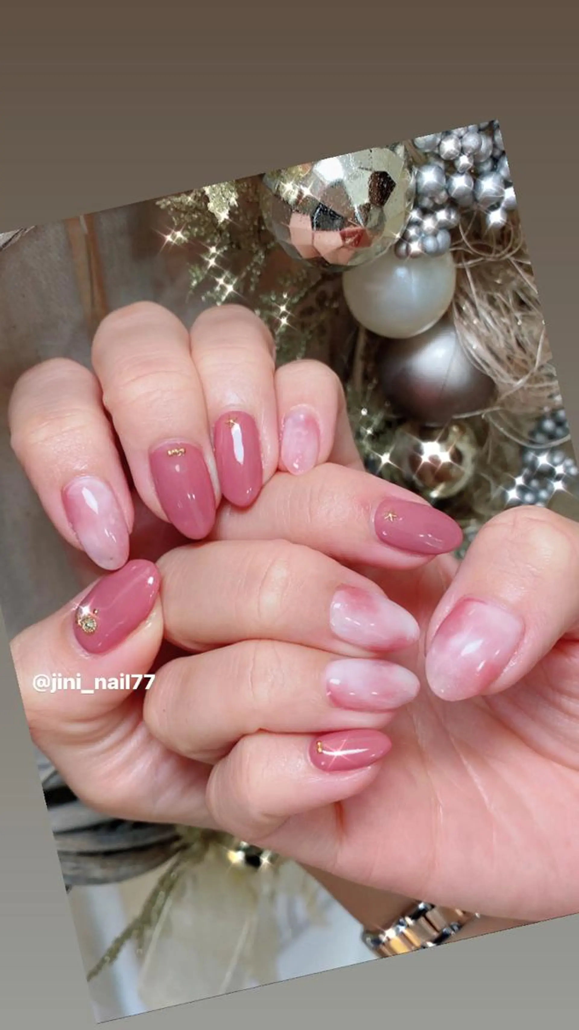 ネイル JINI NAIL所属・ジニ ネイルのネイルデザイン