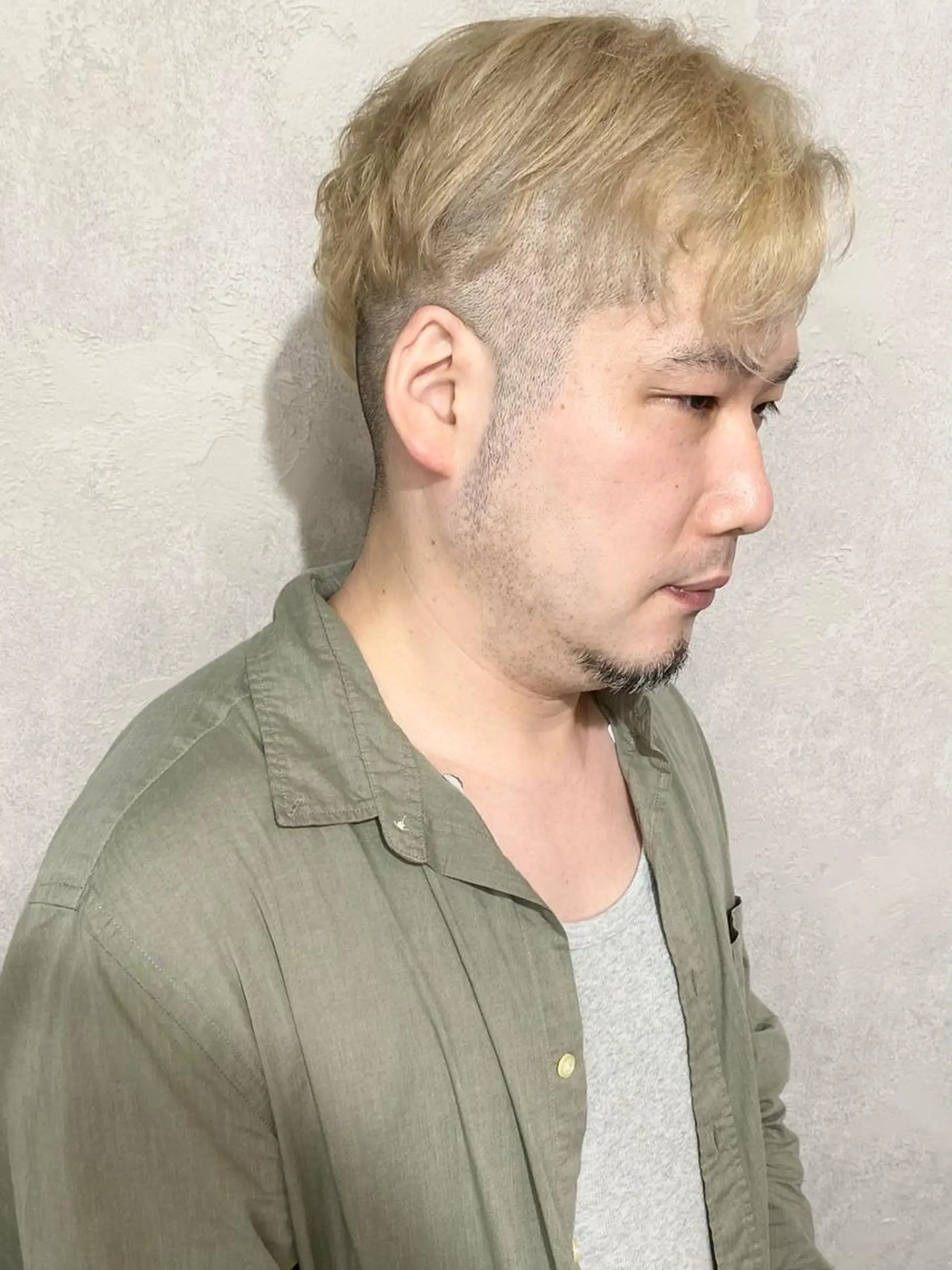 カラー メンズ ベージュカラー ホワイトベージュ 🌾内山 龍介🌾のヘアスタイル