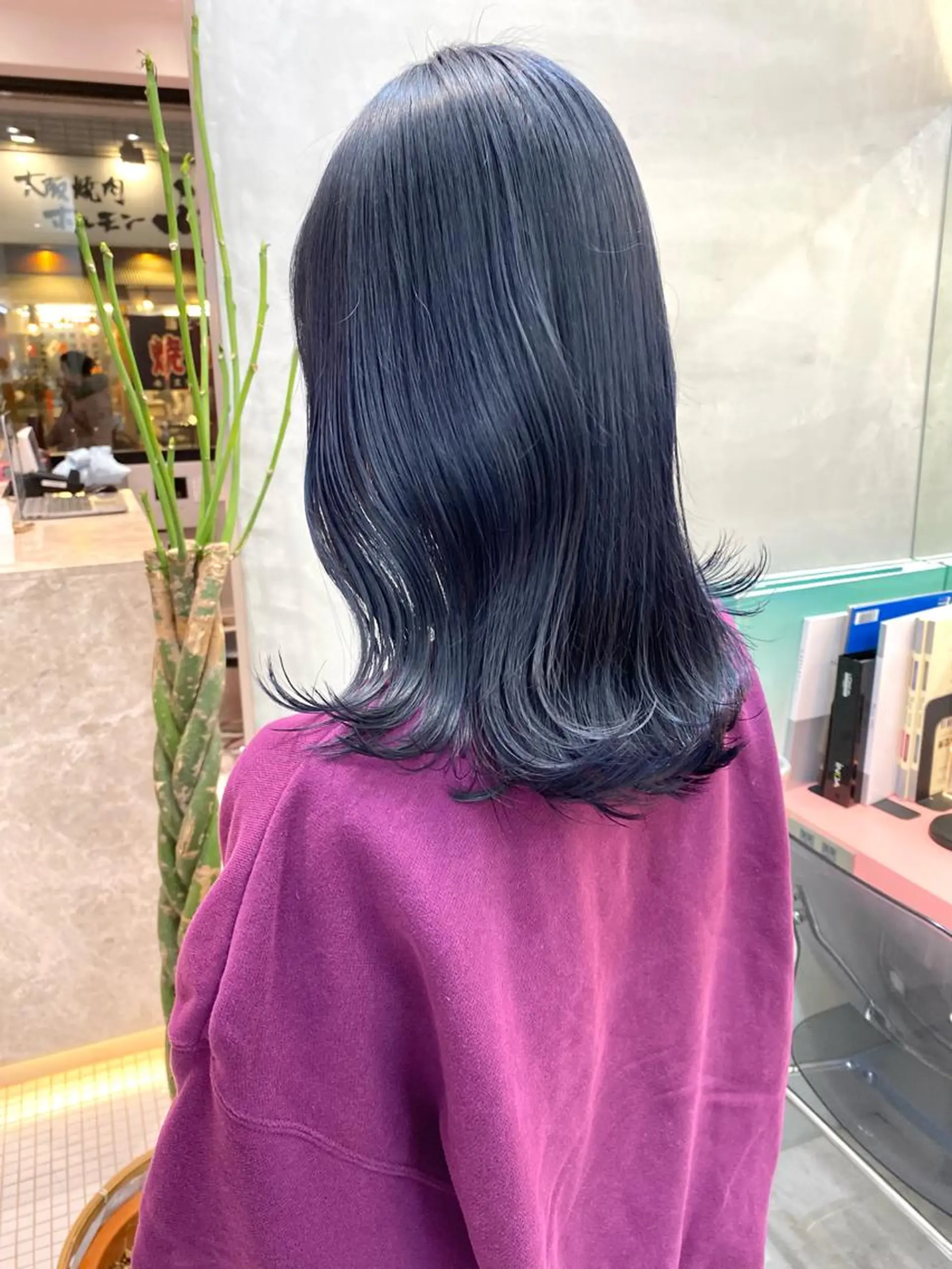 セミロング カラー カット ヘアカラー トリートメント 顔周り/ブリーチなし /縮毛矯正🫧伊勢のヘアスタイル