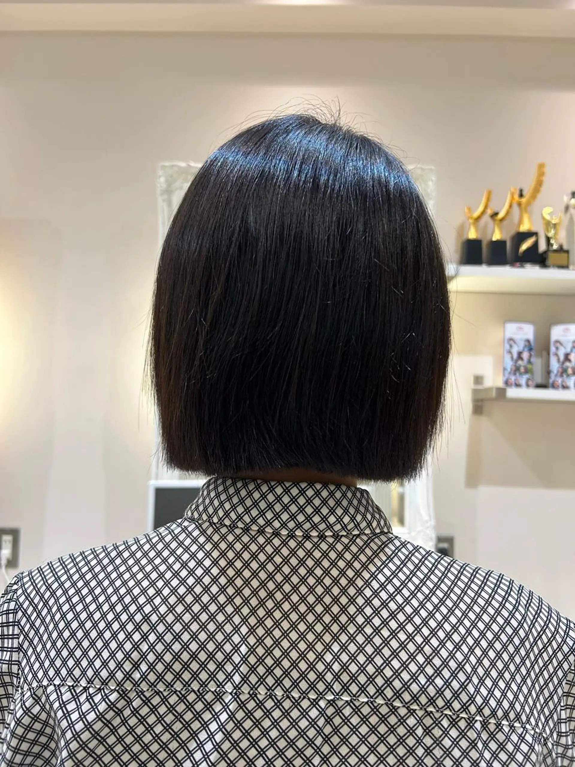 ショート 銀座シロー　村山 レツのヘアスタイル