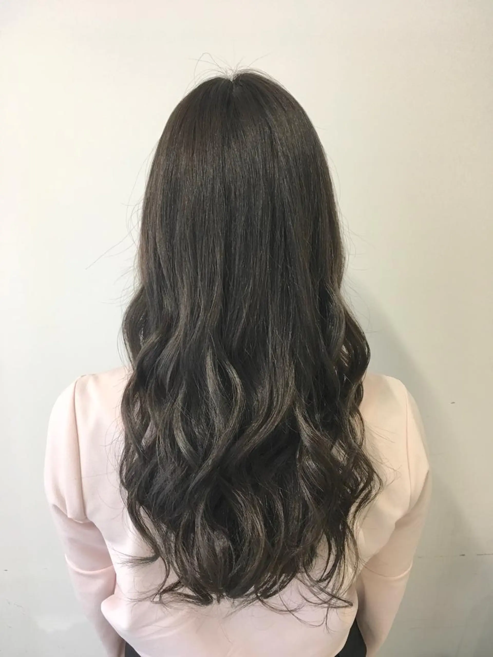 ロング カラー グレージュ yoshi ☆のヘアスタイル