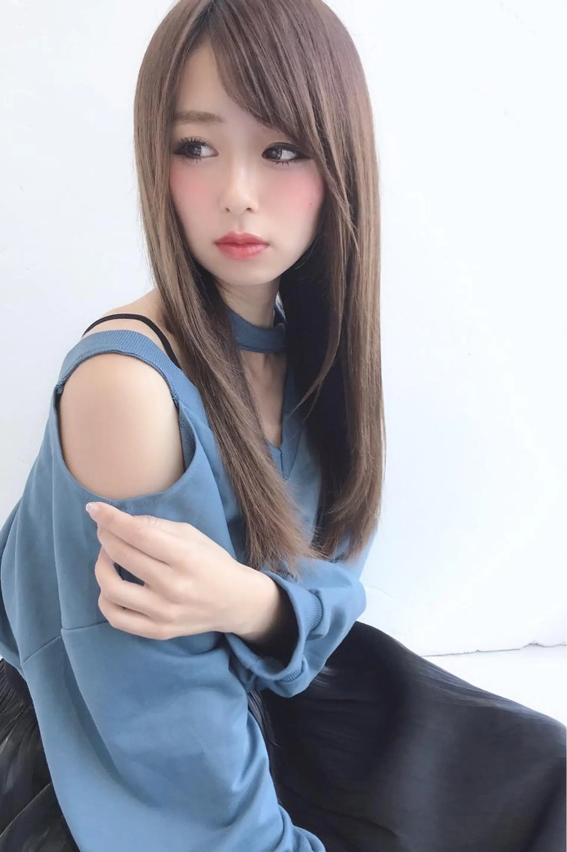 ロング YOKOI SHINJIのヘアスタイル