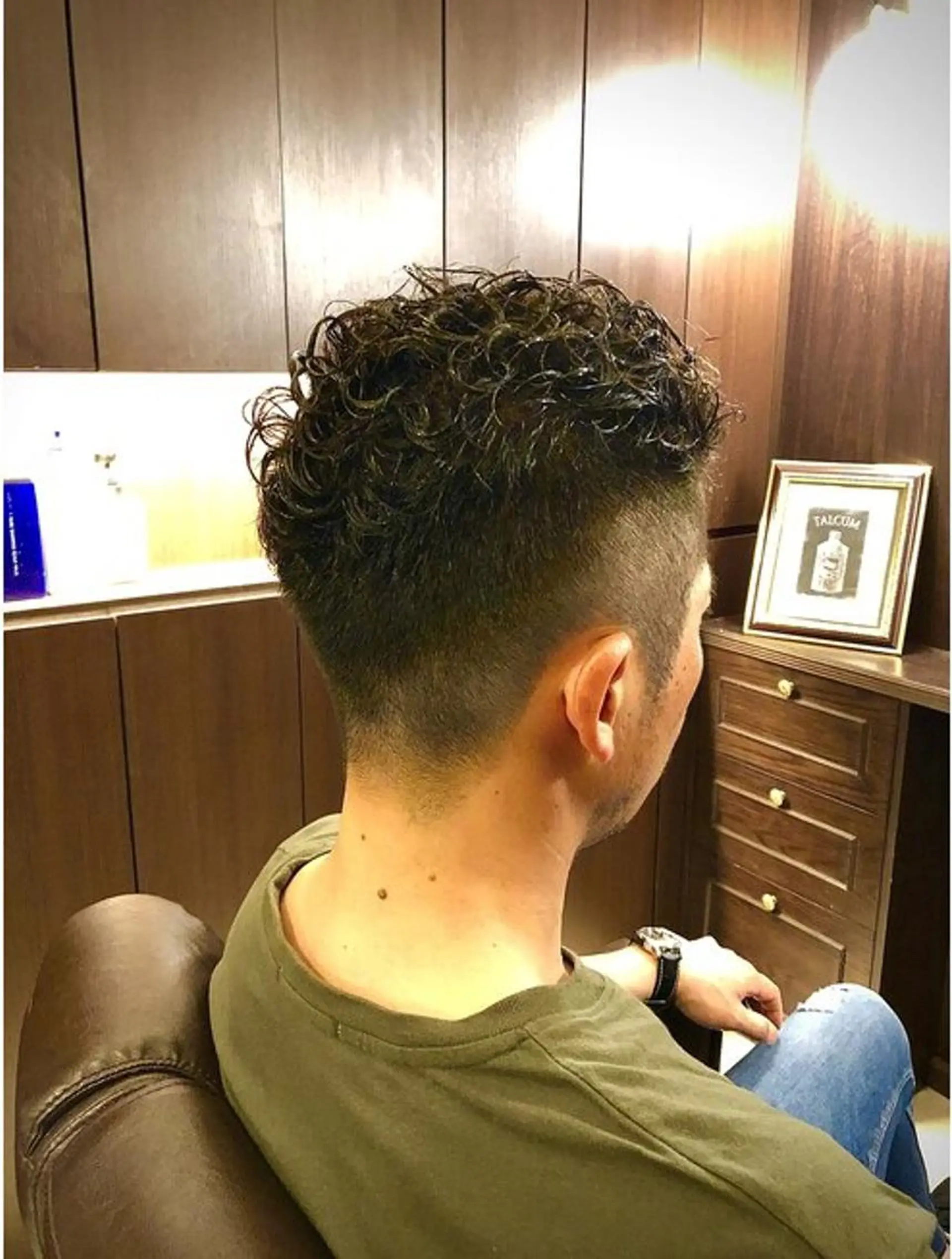 ショート パーマ メンズ BARBER 　STAG所属・BARBERSTAG 上拂恭平のヘアスタイル