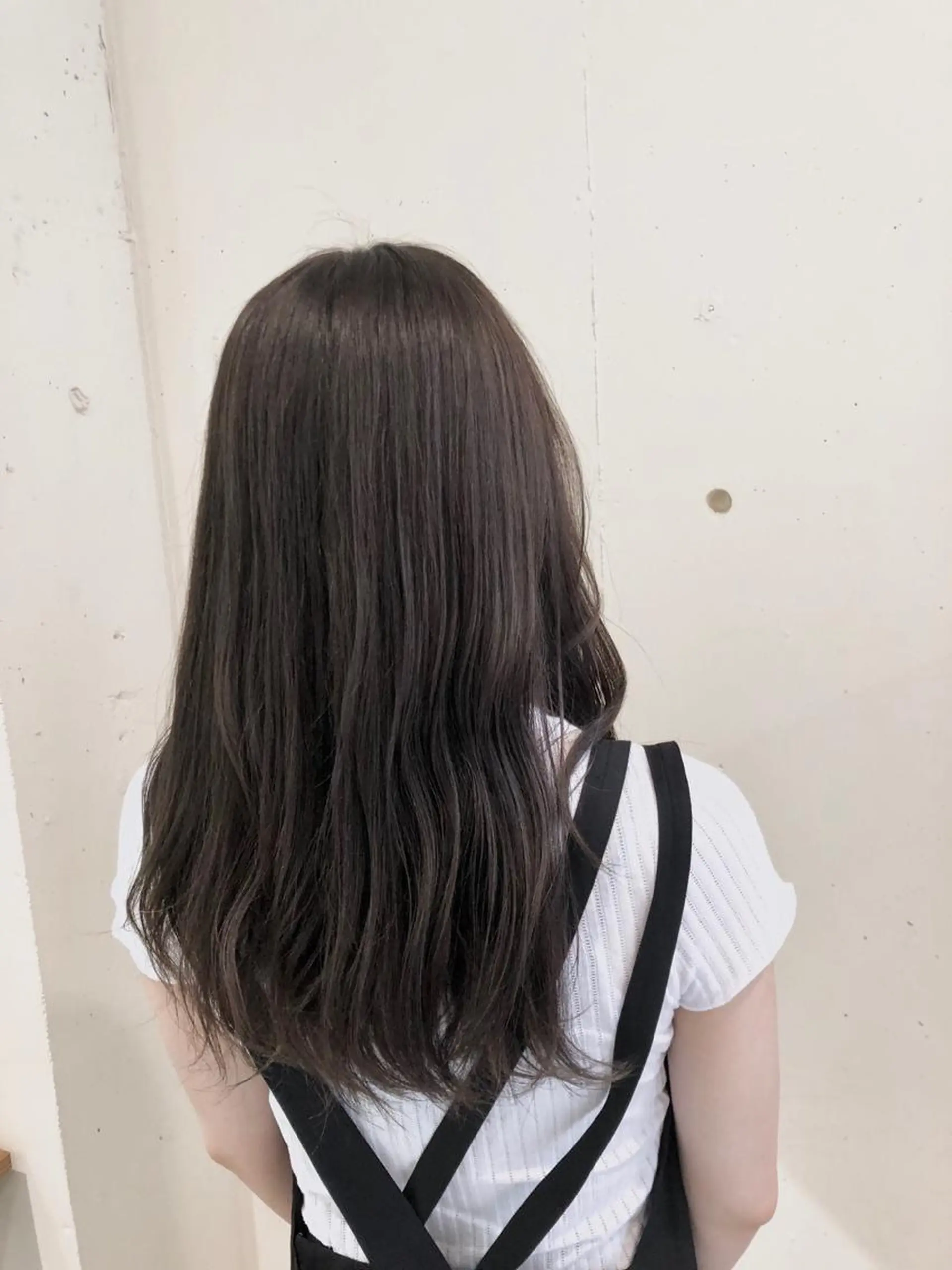セミロング カラー パーマ ヘアアレンジ ブリーチ 透明感カラー グラデーションカラー グレージュ ハイライトカラー 【ツヤ髪美容師】 ツダケイスケのヘアスタイル