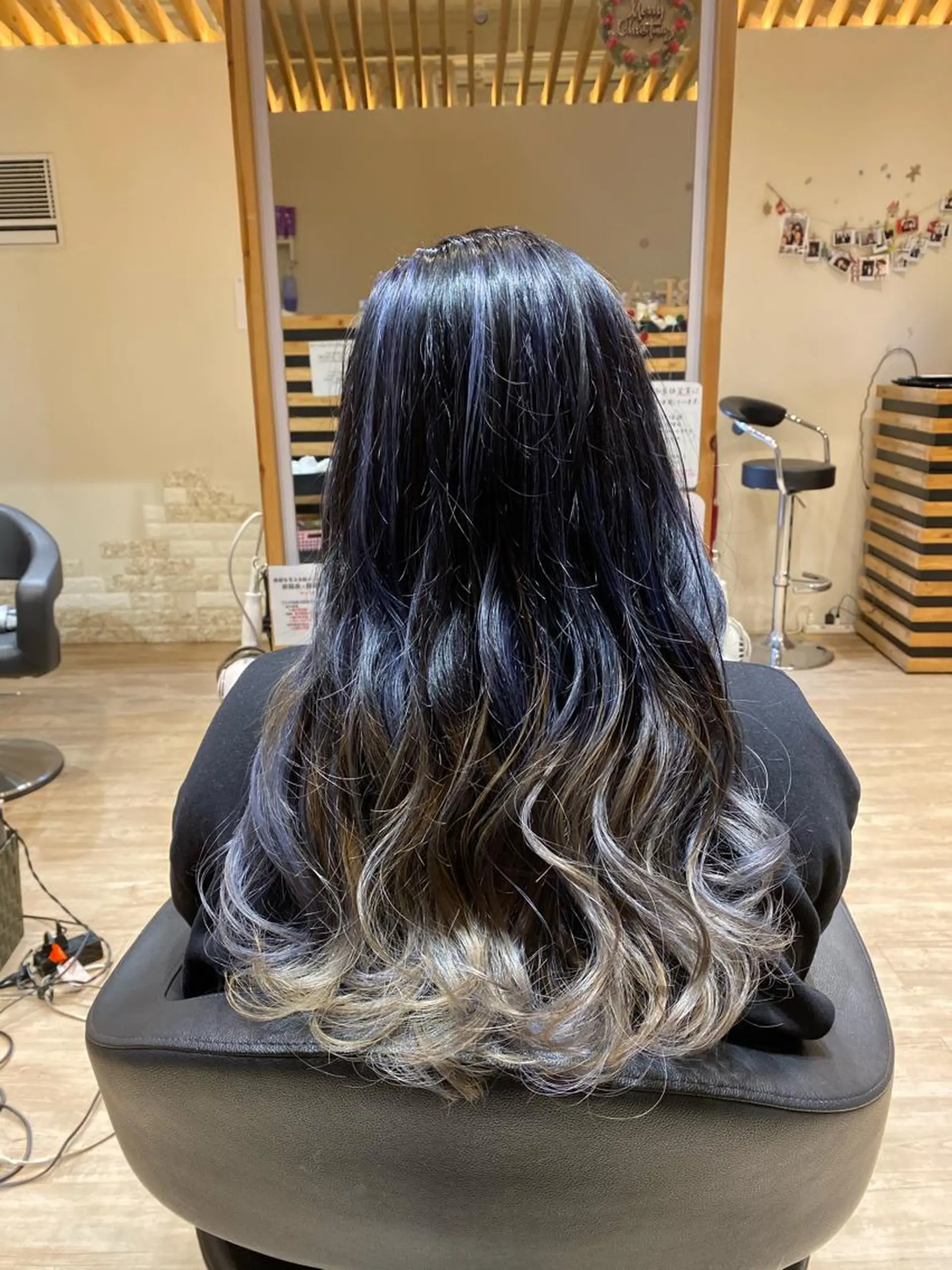 ロング カラー 関口 友行のヘアスタイル