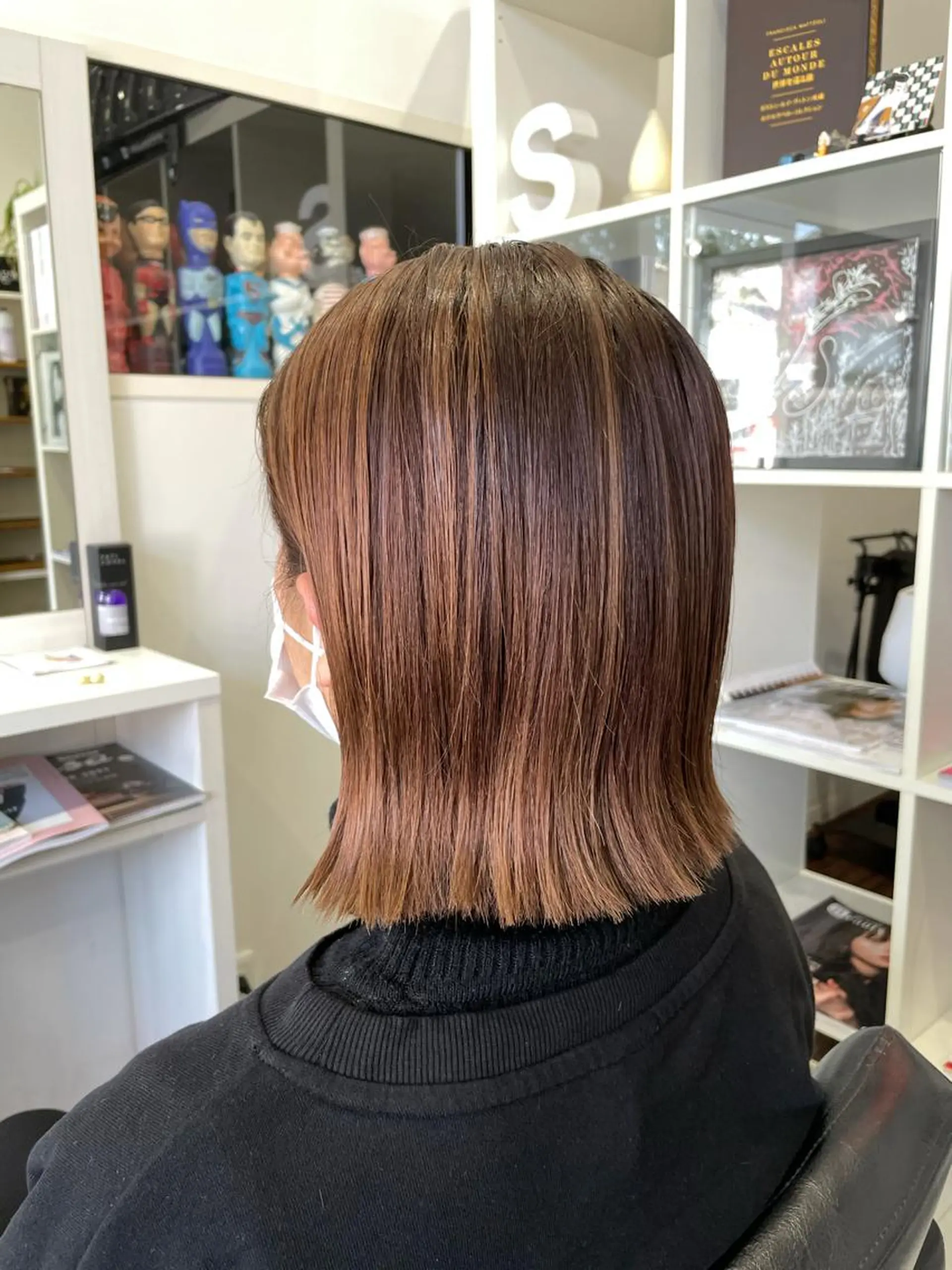 ショート 外ハネヘア カット ヘアカラー トリートメント シンヤヘアーズ 泉大津本店のヘアスタイル