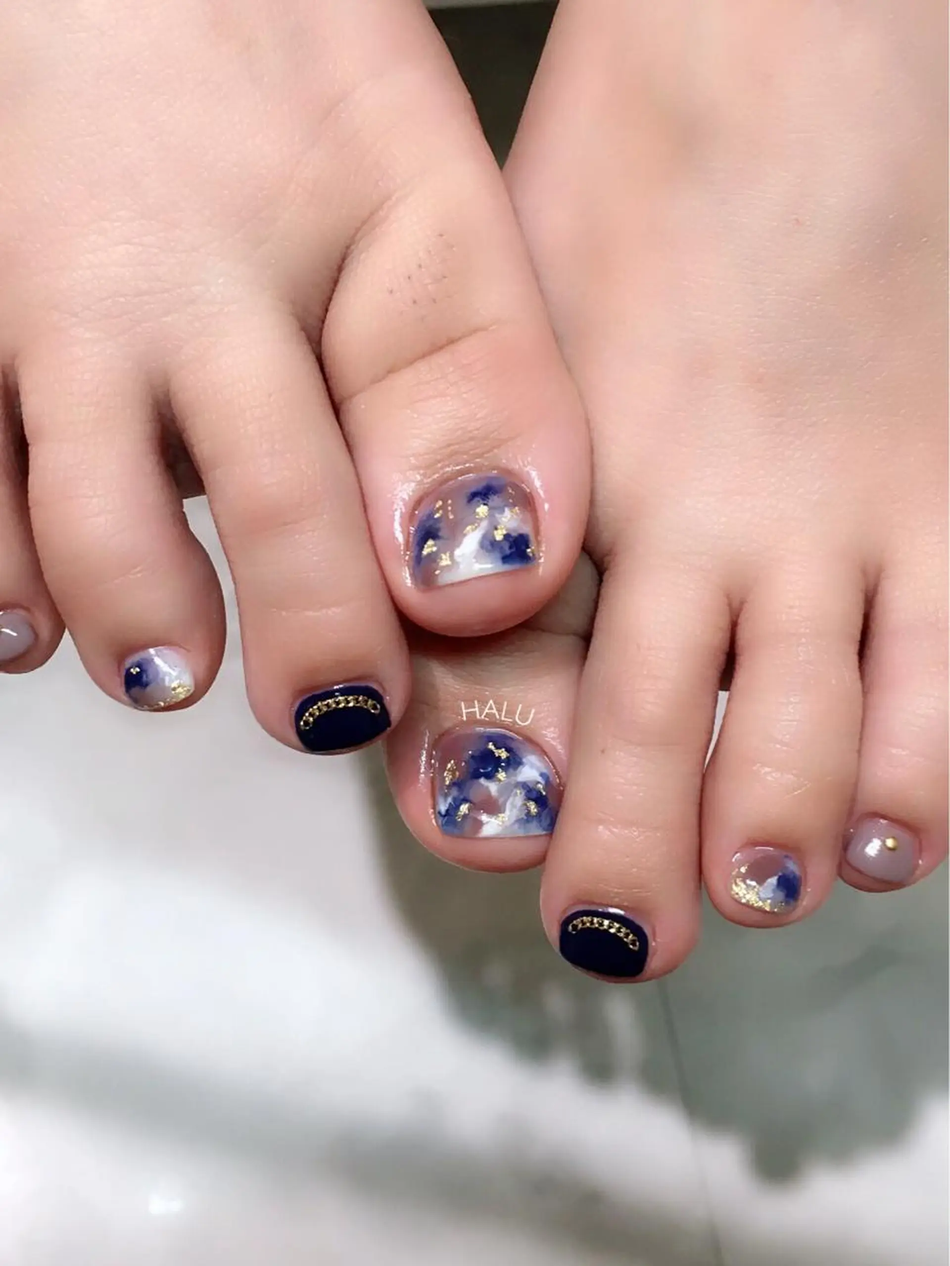 ネイル ゴールド HALU ハルのネイルデザイン