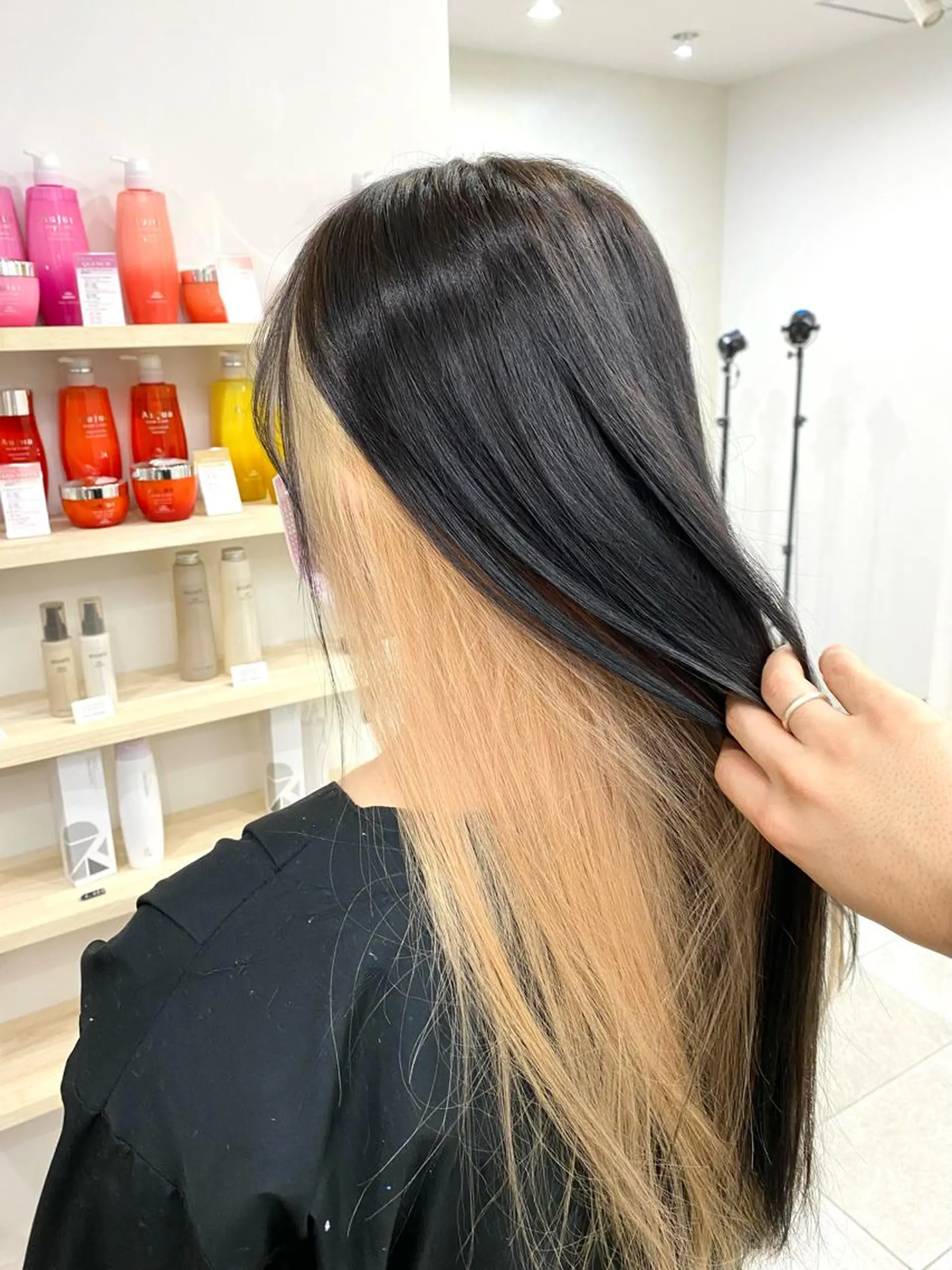 ロング カラー 黒須 蓮太のヘアスタイル