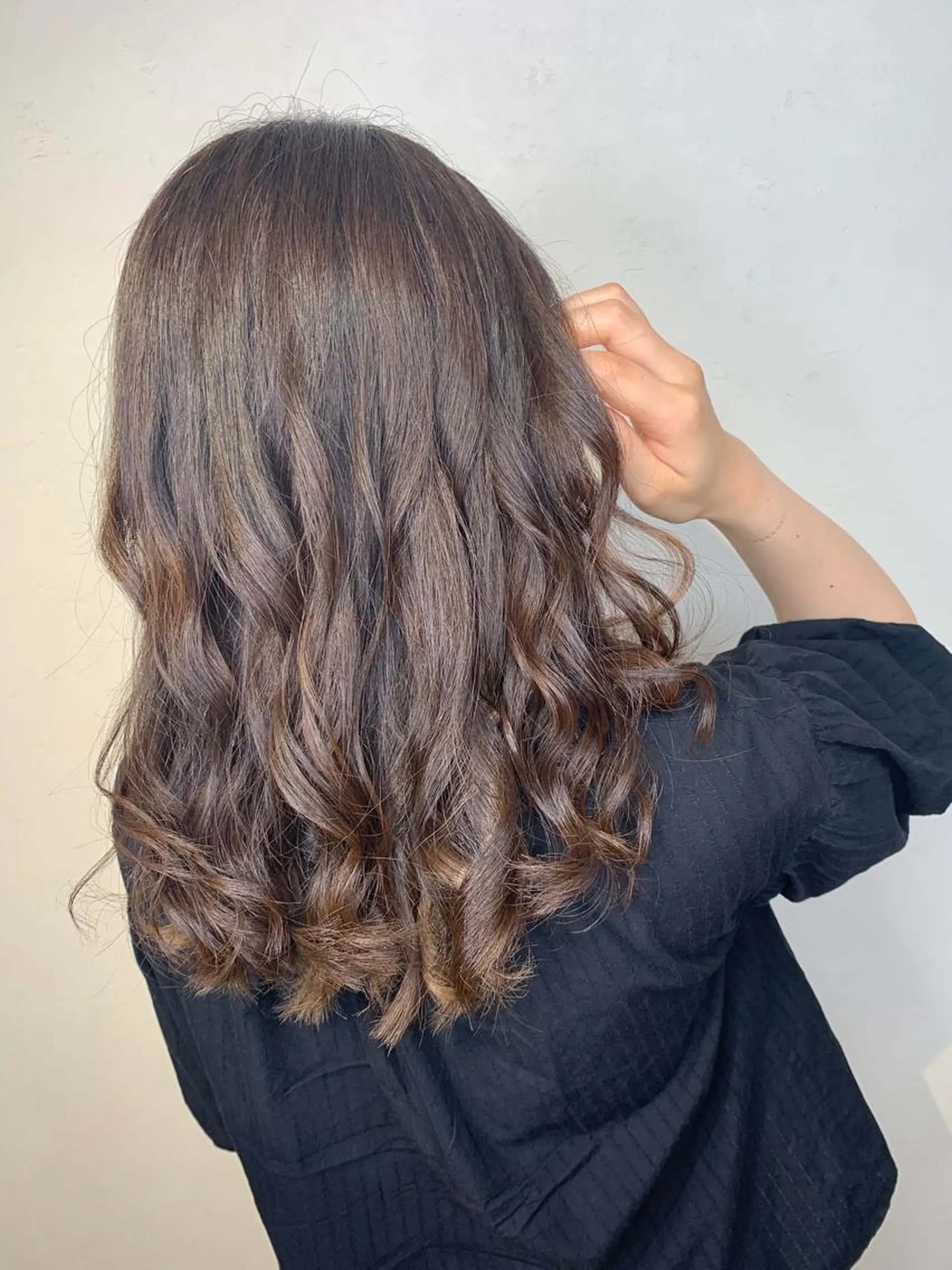 ロング カラー グレージュ _WHITE 天神店 YUMEKA🐻のヘアスタイル