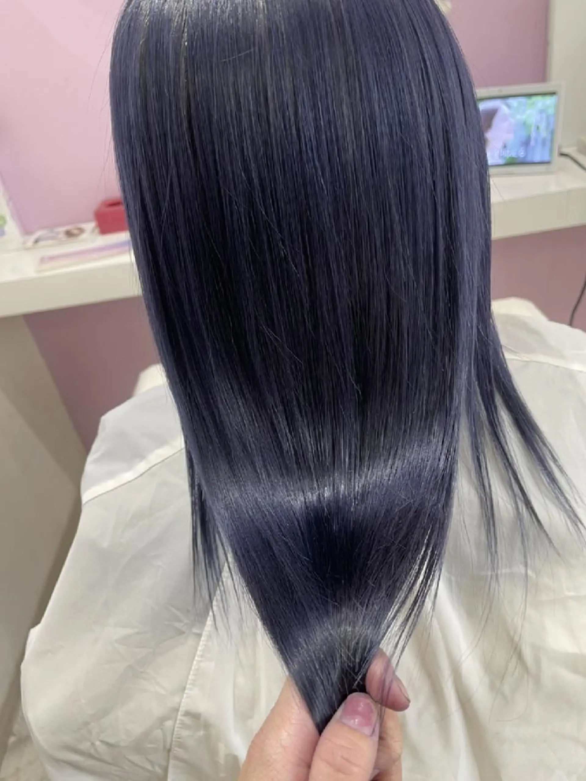 ロング カラー ヘアアレンジ ブルーカラー ヘアカラー トリートメント ナカシマ  アユミのヘアスタイル