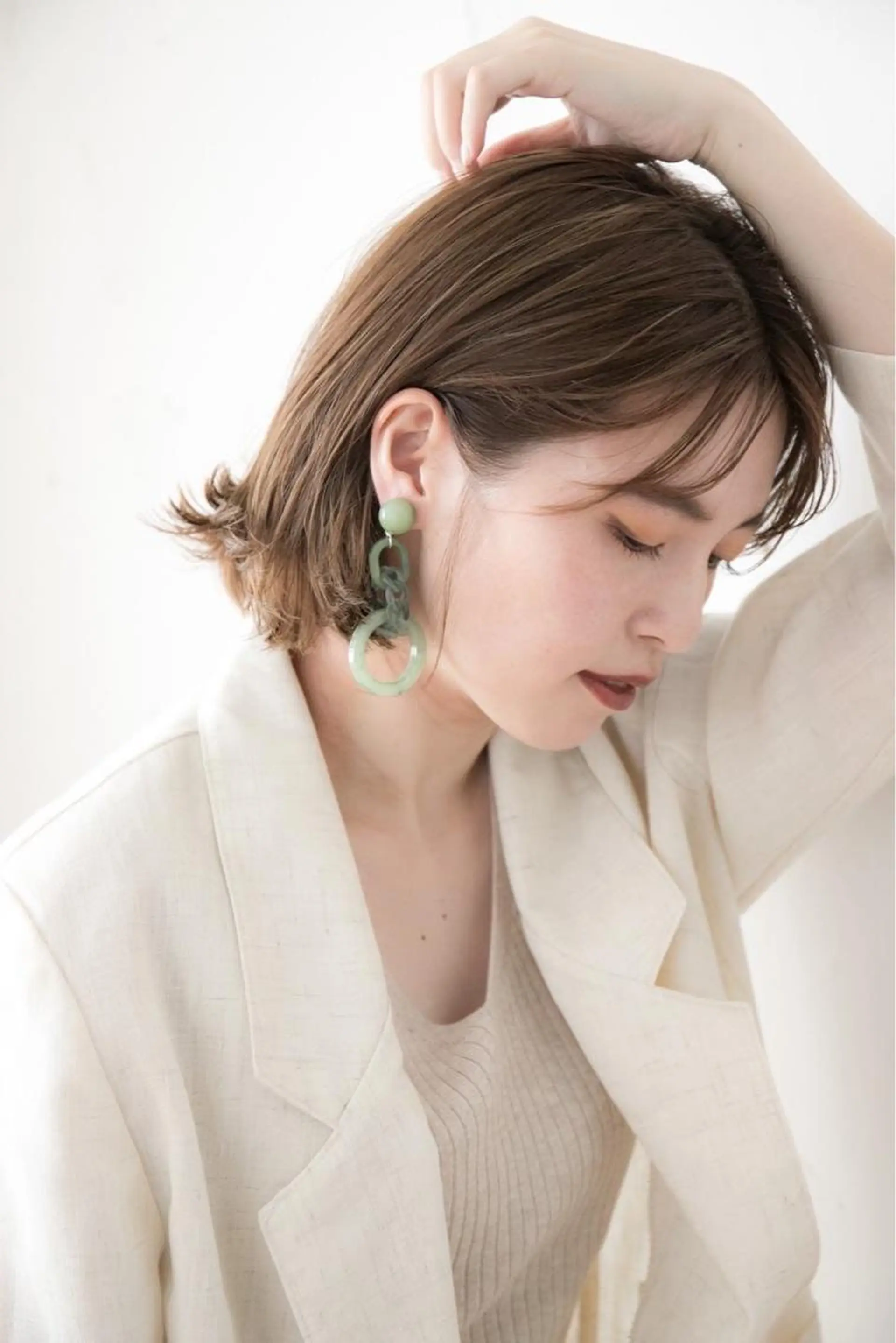 ショート 外ハネヘア カット ヘアカラー トリートメント 髪質改善🌈 tomomiのヘアスタイル