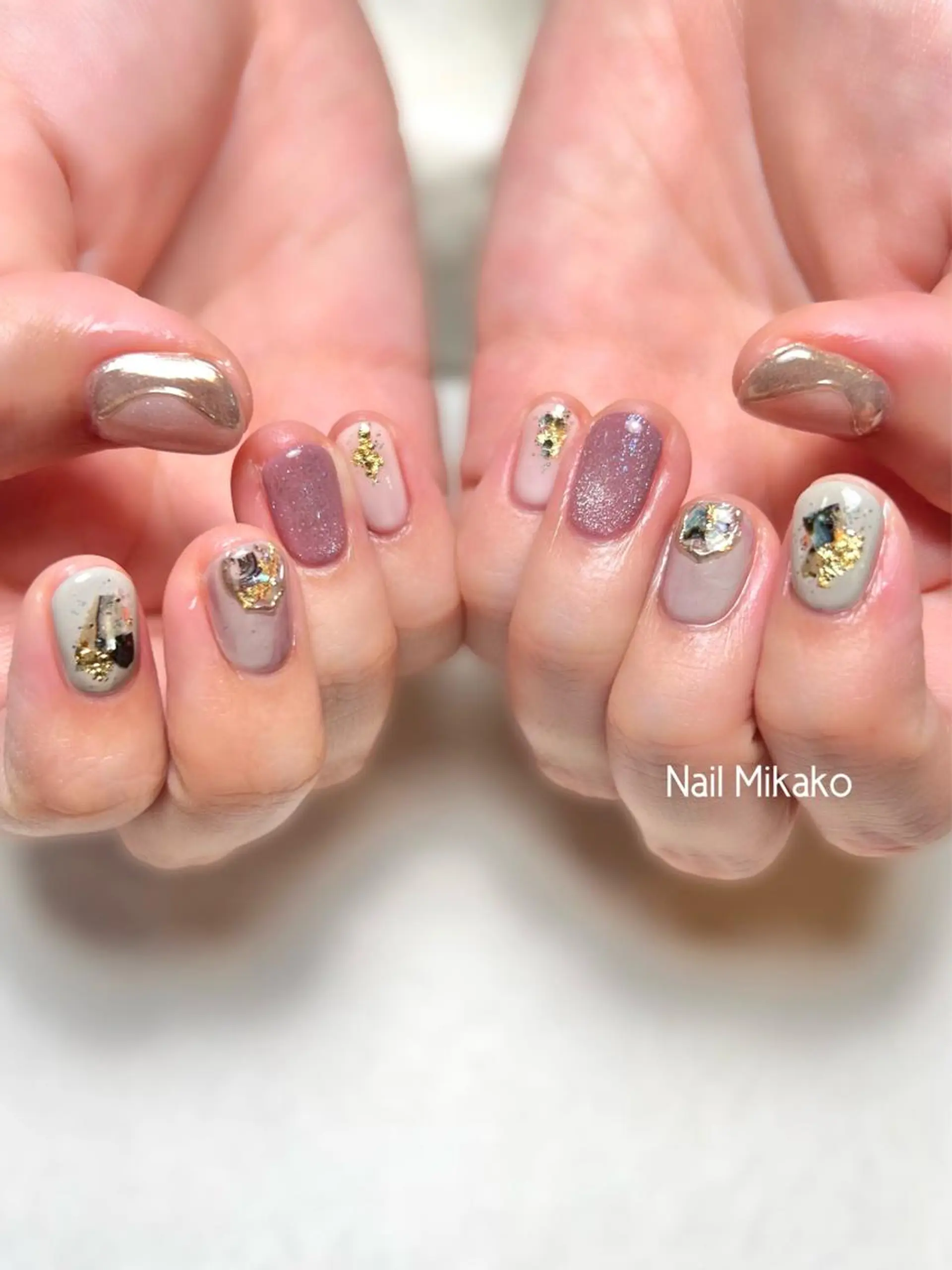 ネイル マグネットネイル ミラーネイル ニュアンスネイル Nail Mikakoのネイルデザイン