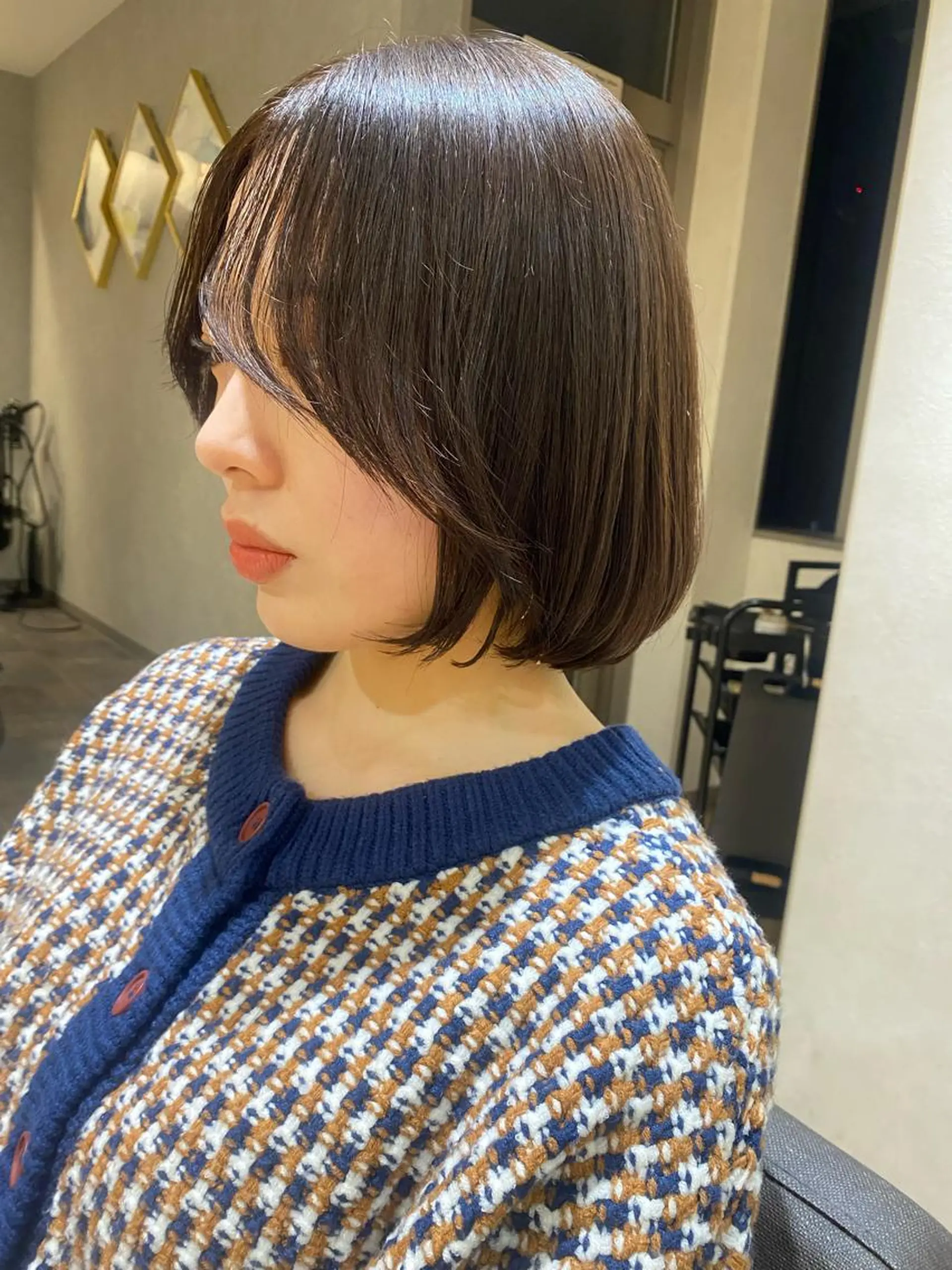 ショート かえ🩶韓国ボブ🎀 透明感カラー🥣のヘアスタイル