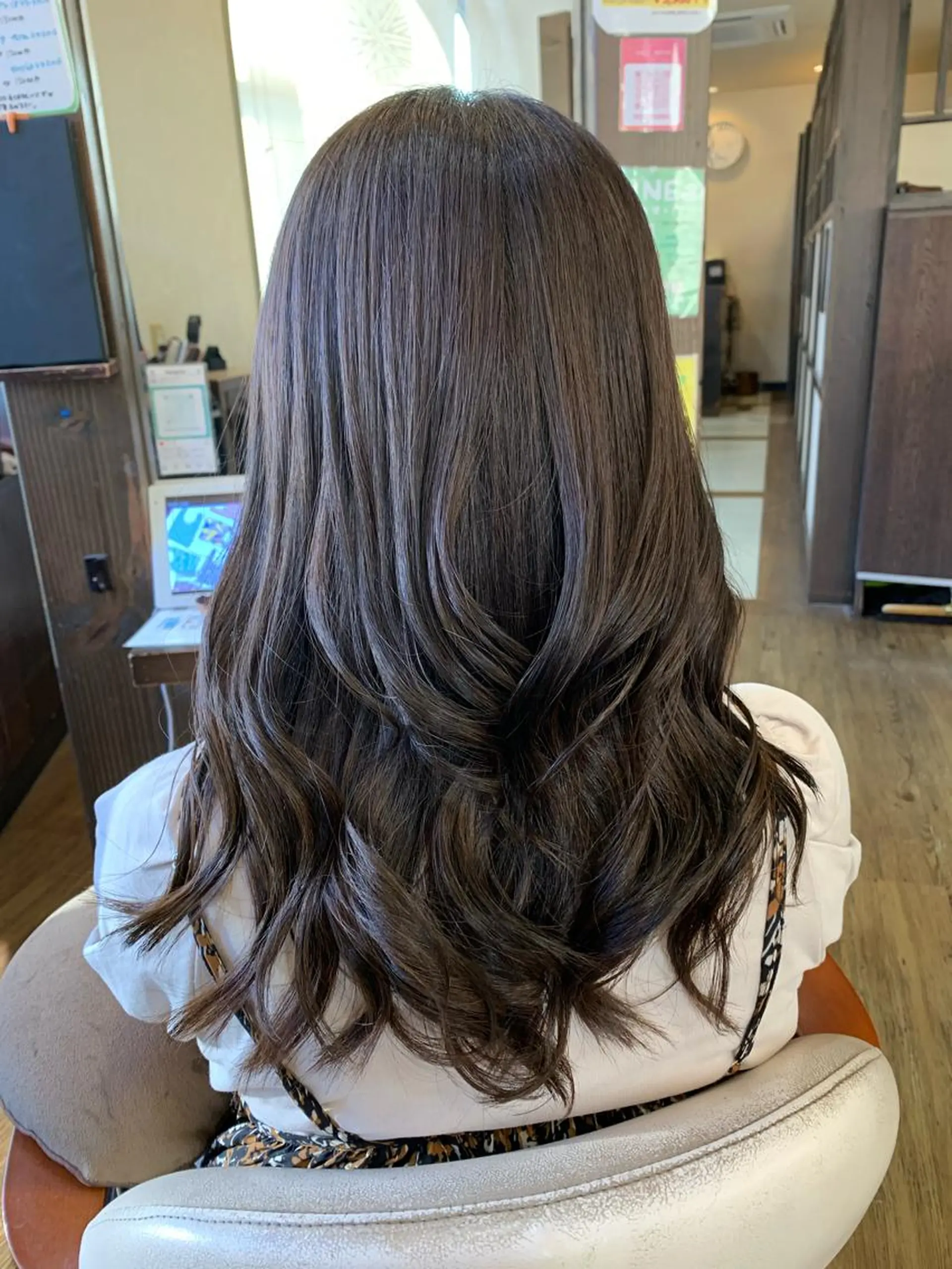 セミロング カラー カット パーマ 中野  淳のヘアスタイル