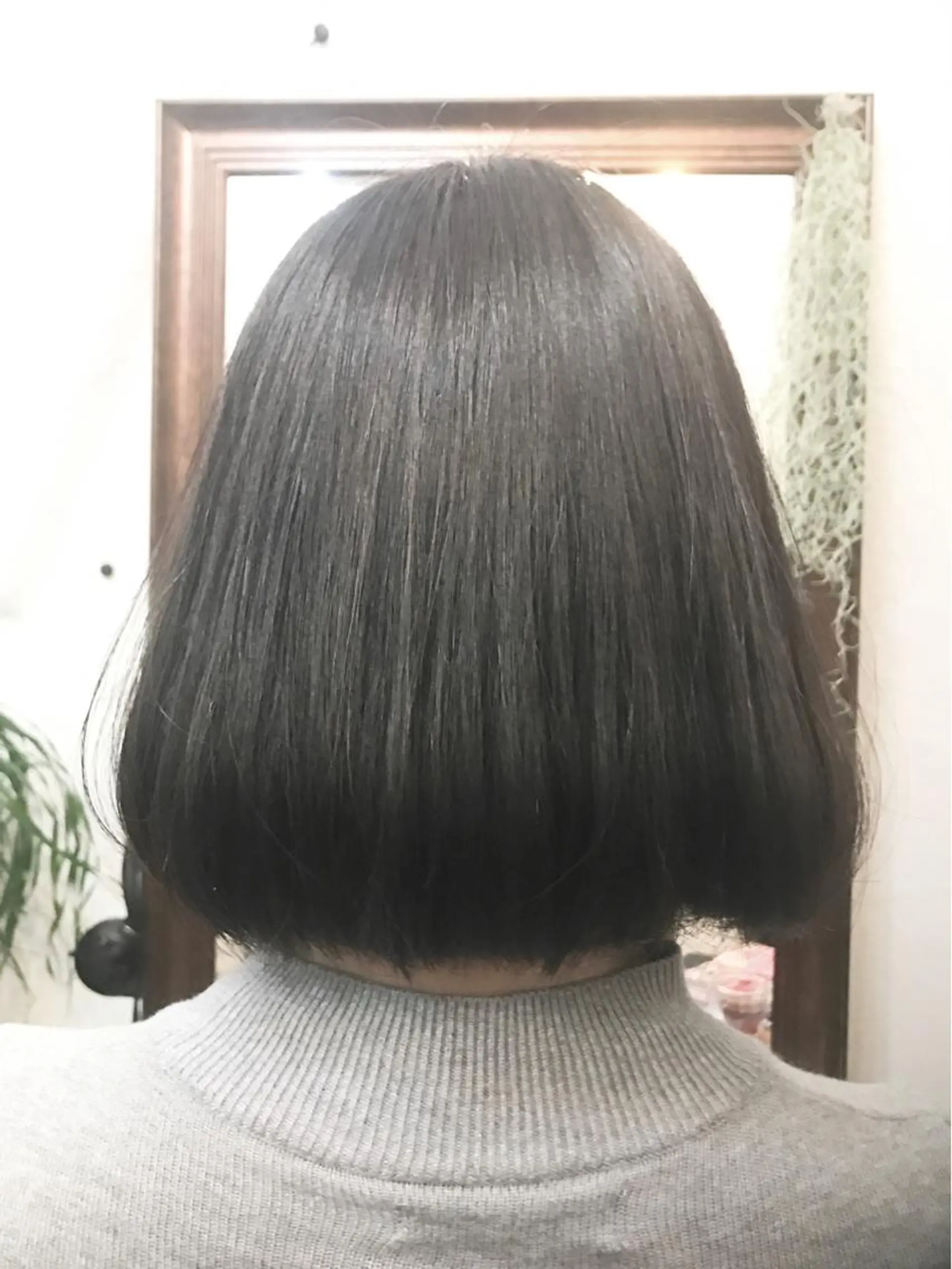 ショート ミディアム セミロング ロング カラー ダークグレー ダークグレージュ グレージュ 白髪ぼかしハイライト バレイヤージュヤマトのヘアスタイル