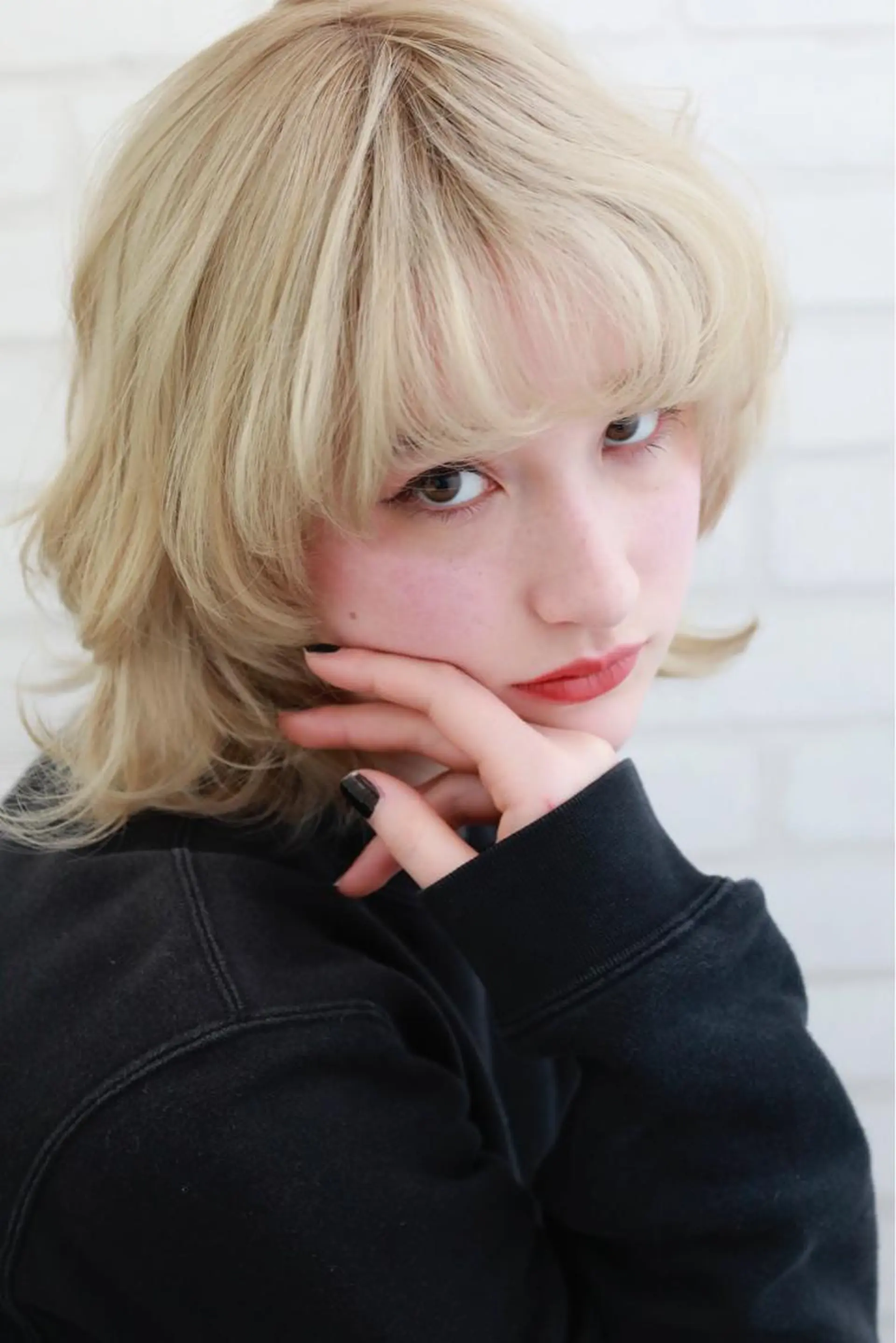 ミディアム カラー パーマ ヘアアレンジ メンズ キッズ ネイル マツエク・マツパ カット ヘアカラー トリートメント premier modelsのヘアスタイル