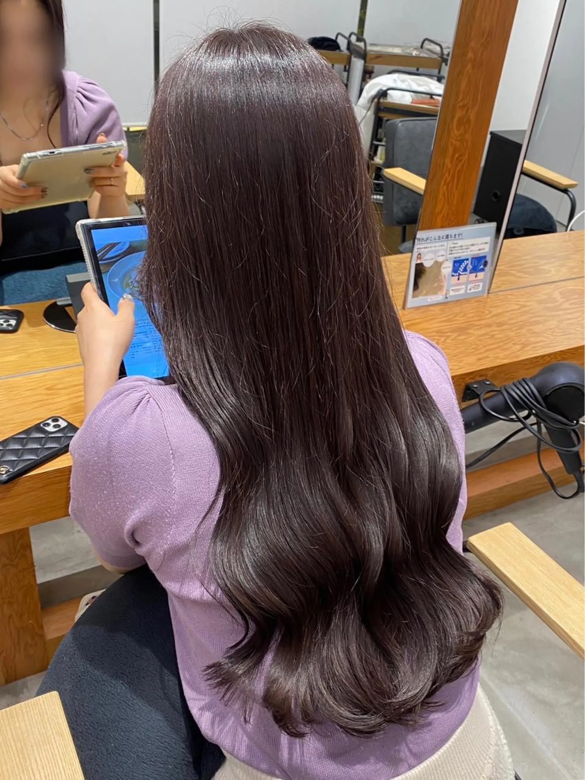 カラー 小村 理音のヘアスタイル