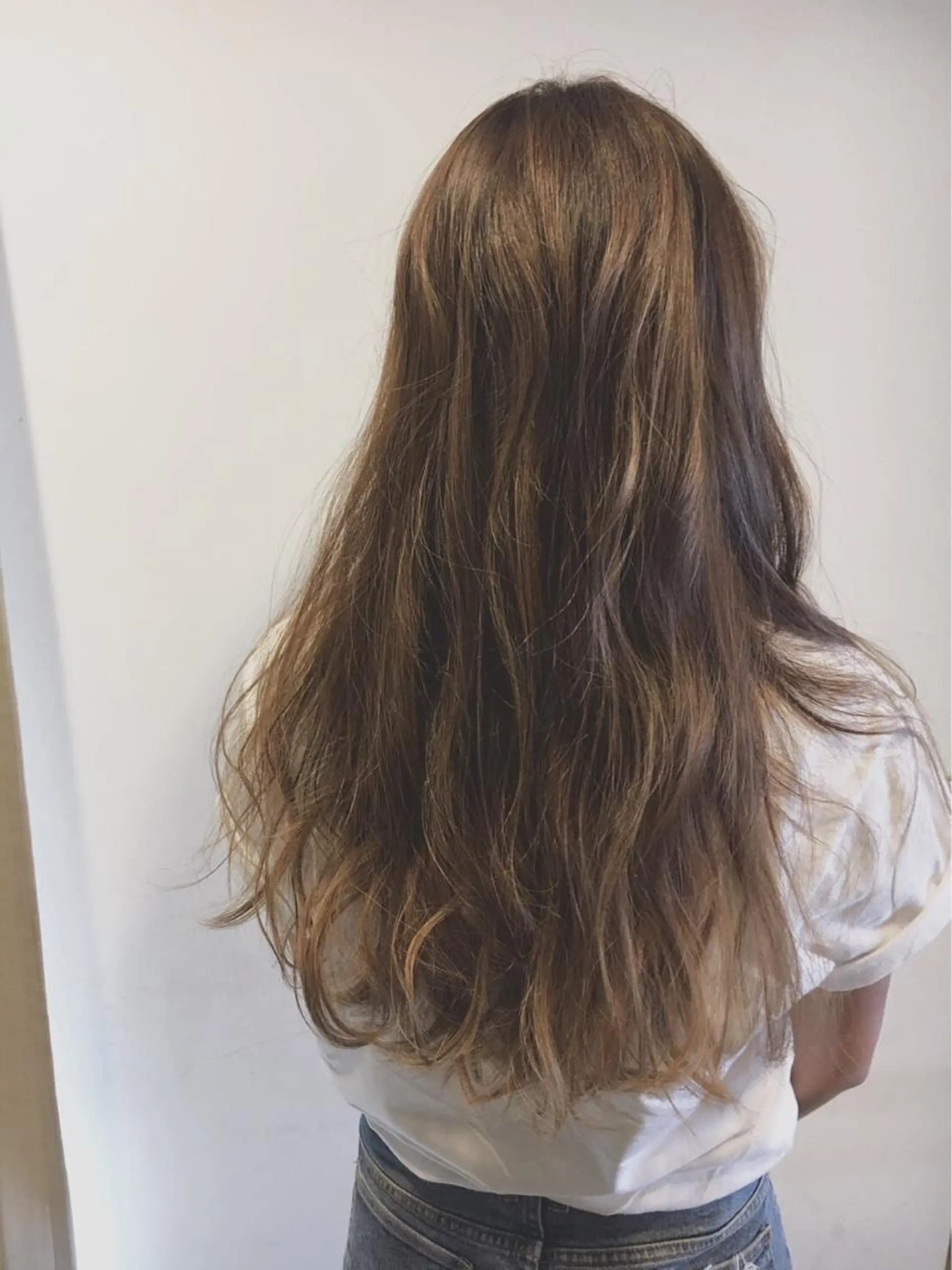 ロング カラー バレイヤージュ グラデーションカラー レイヤーカット 半個室女性salon 🩰Natsumiのヘアスタイル